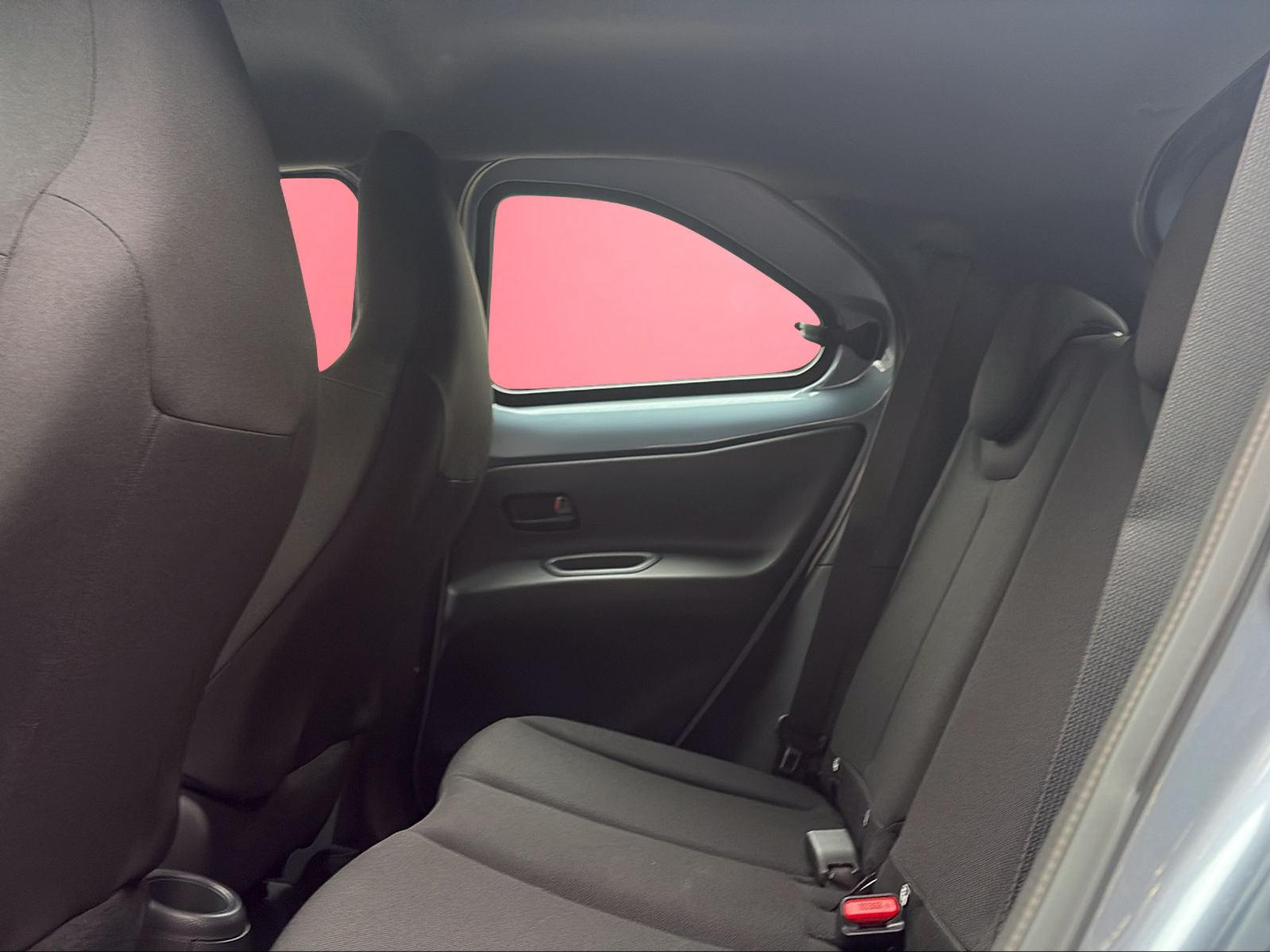 listing desktop thumbnail image 11