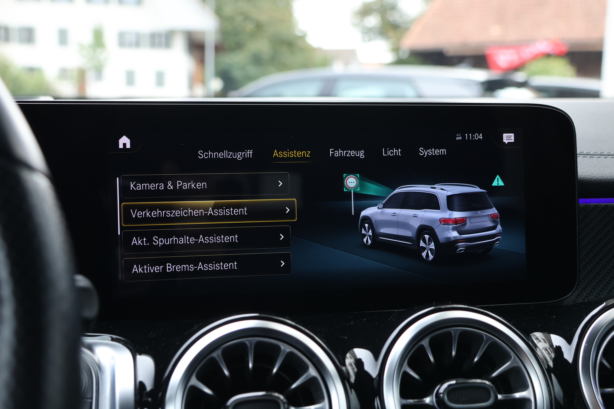 listing desktop thumbnail image 21