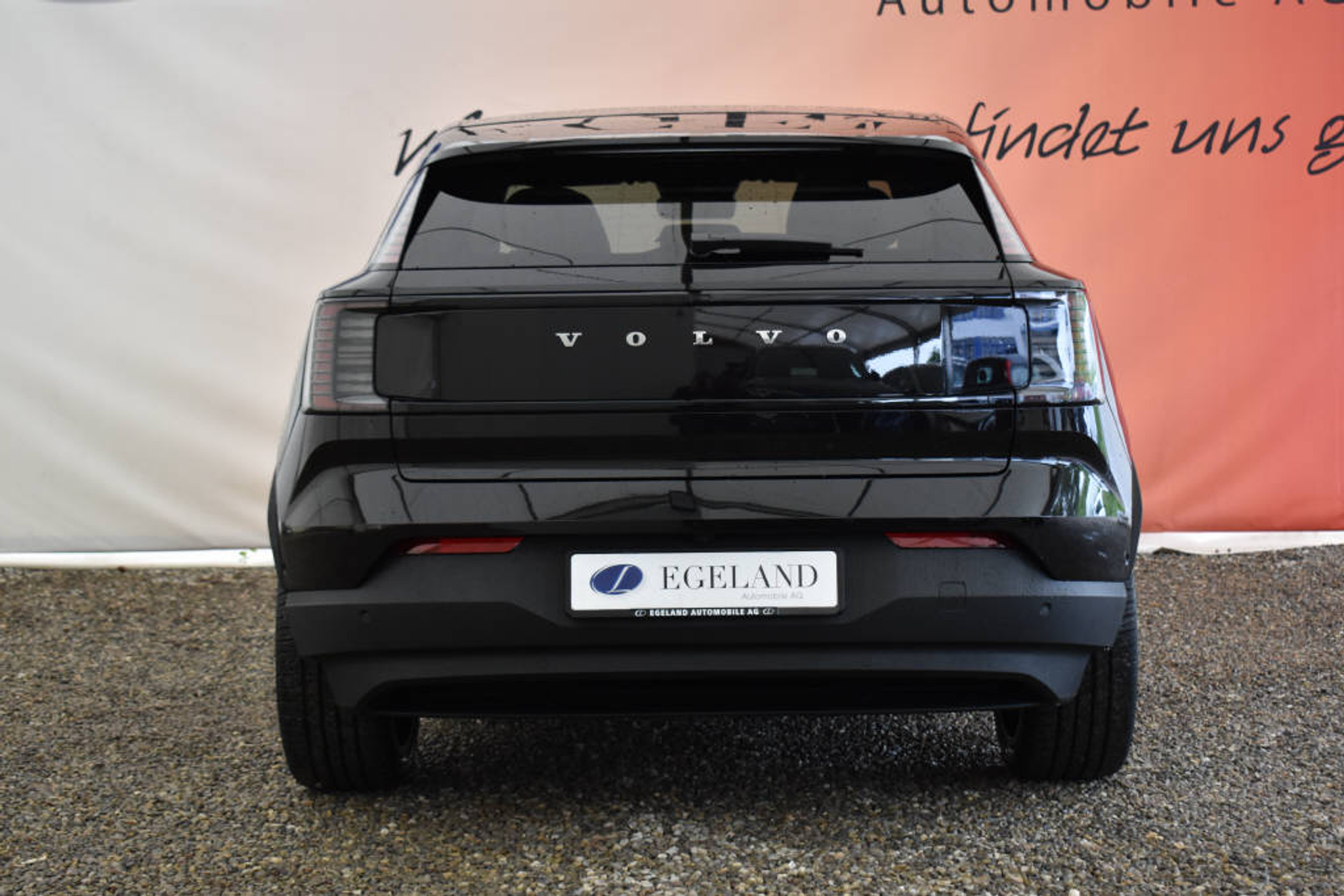 listing desktop thumbnail image 5