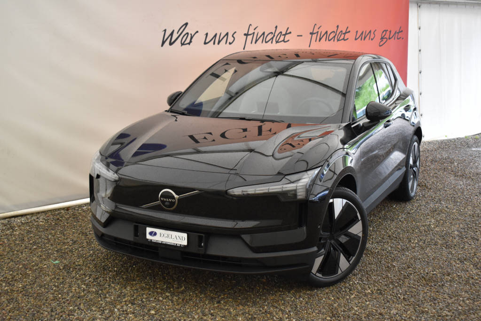 listing desktop thumbnail image 1