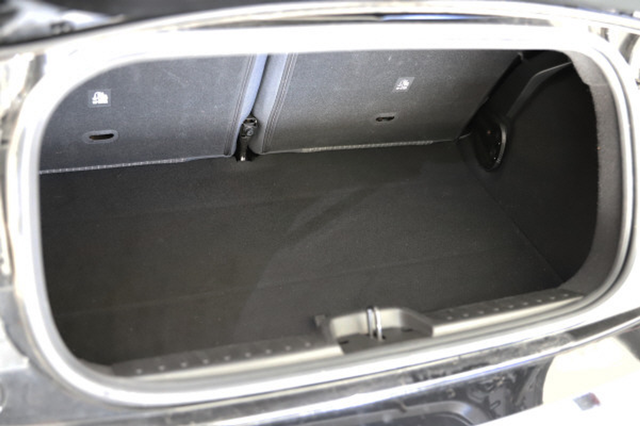 listing desktop thumbnail image 11