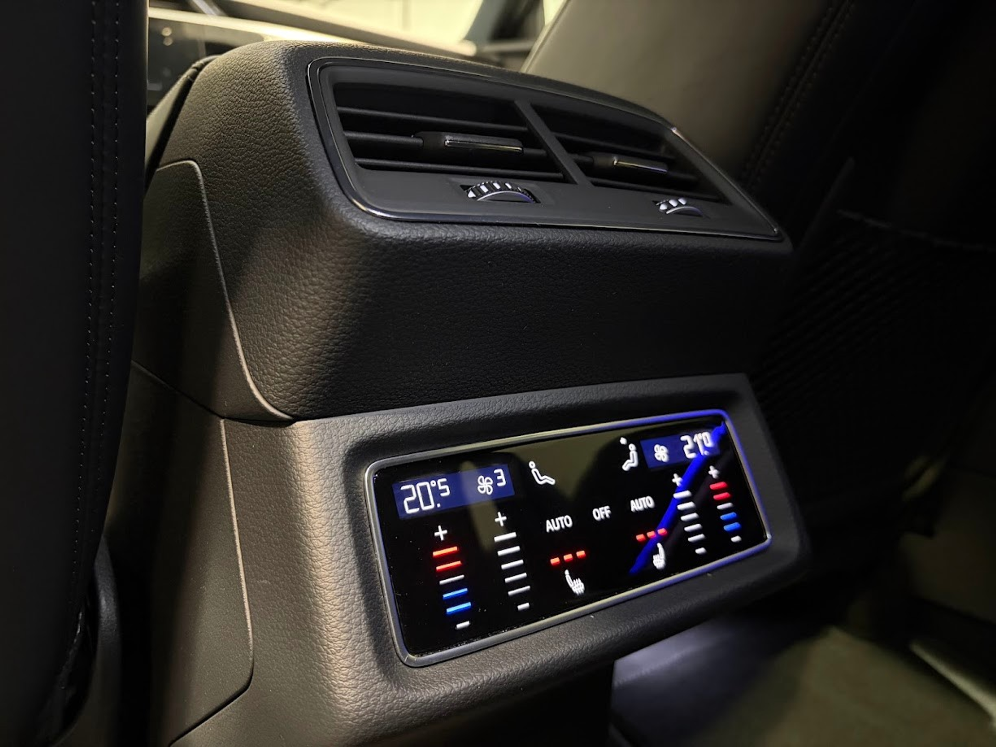 listing desktop thumbnail image 5