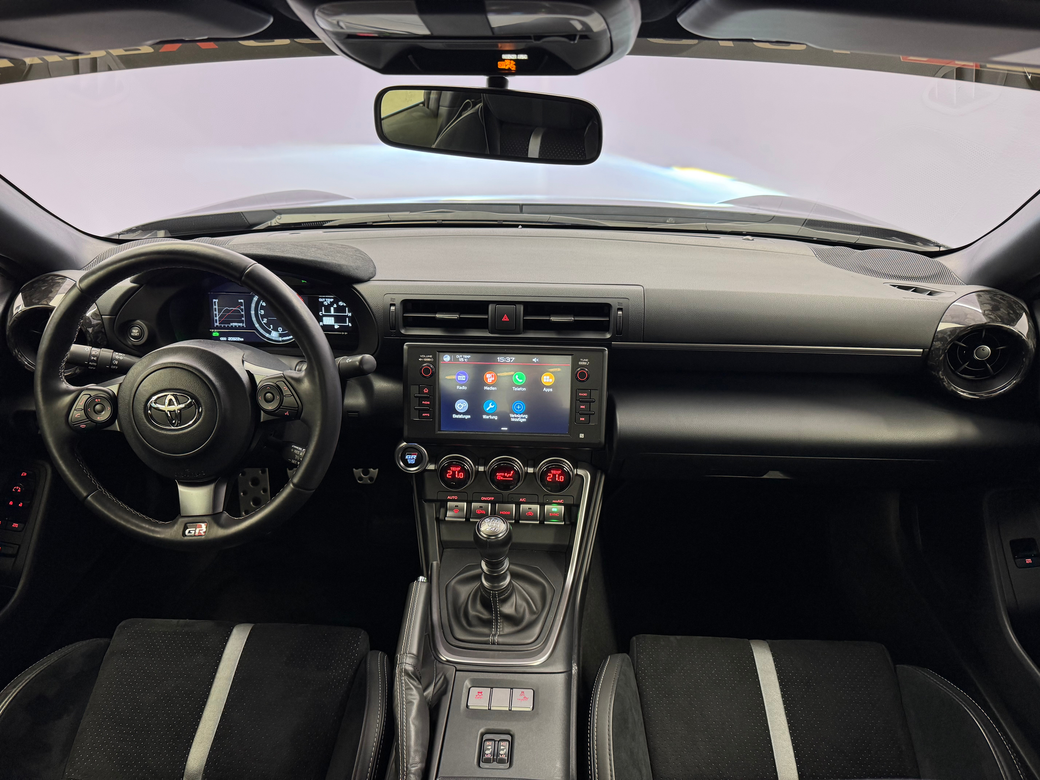 listing desktop thumbnail image 5