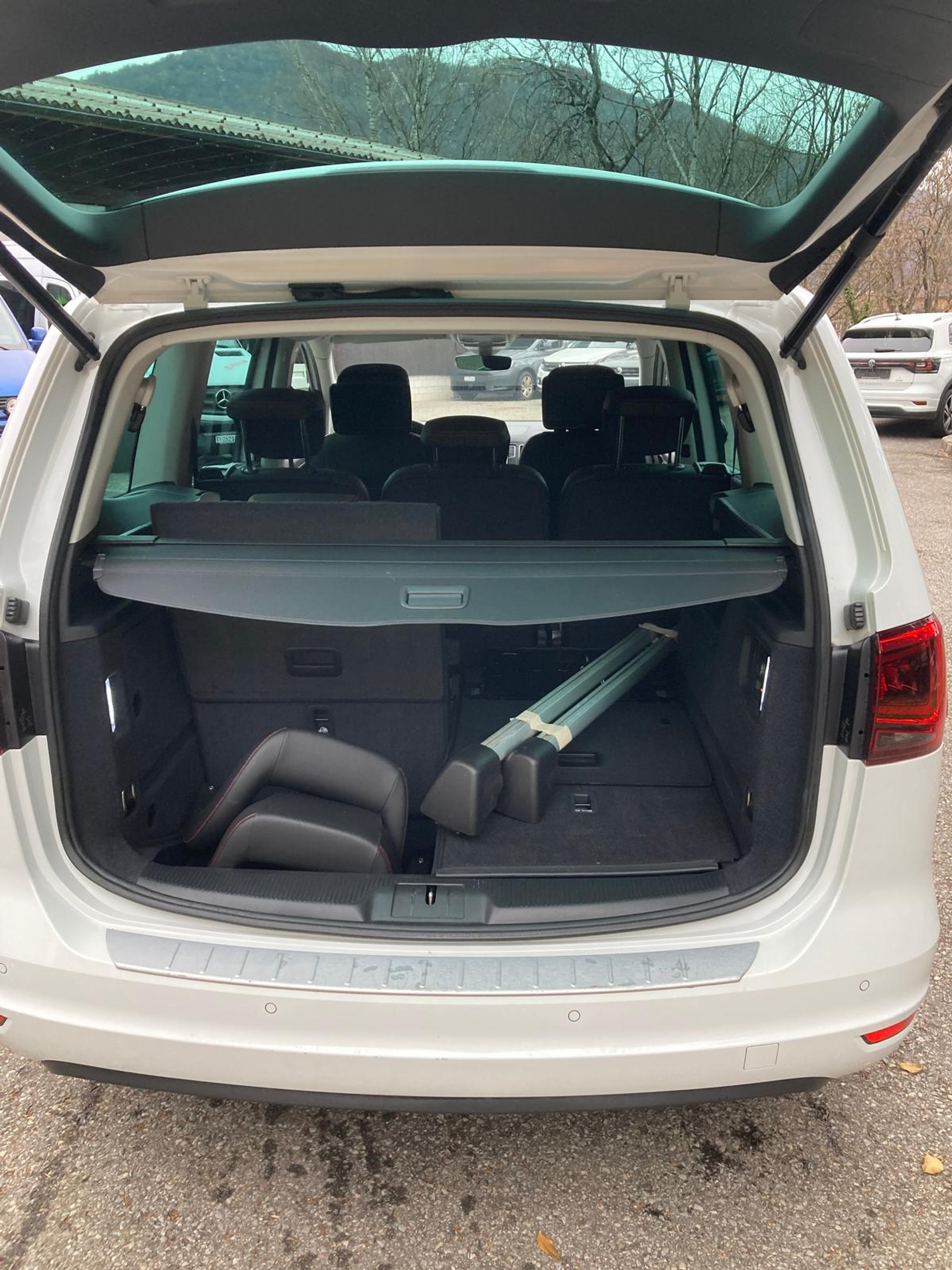 listing desktop thumbnail image 12