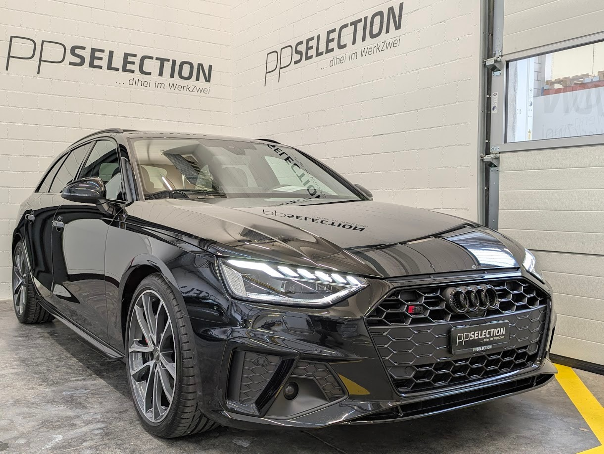 listing desktop thumbnail image 0