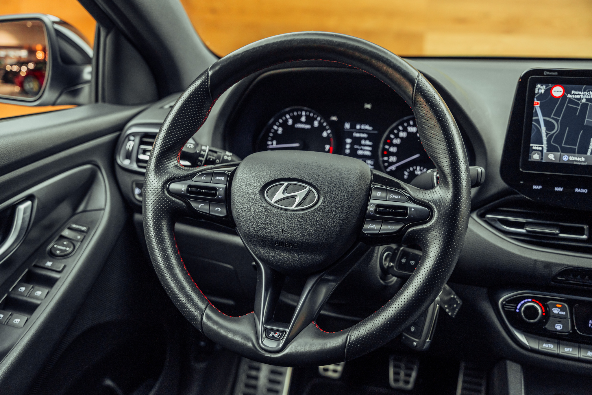 listing desktop thumbnail image 13