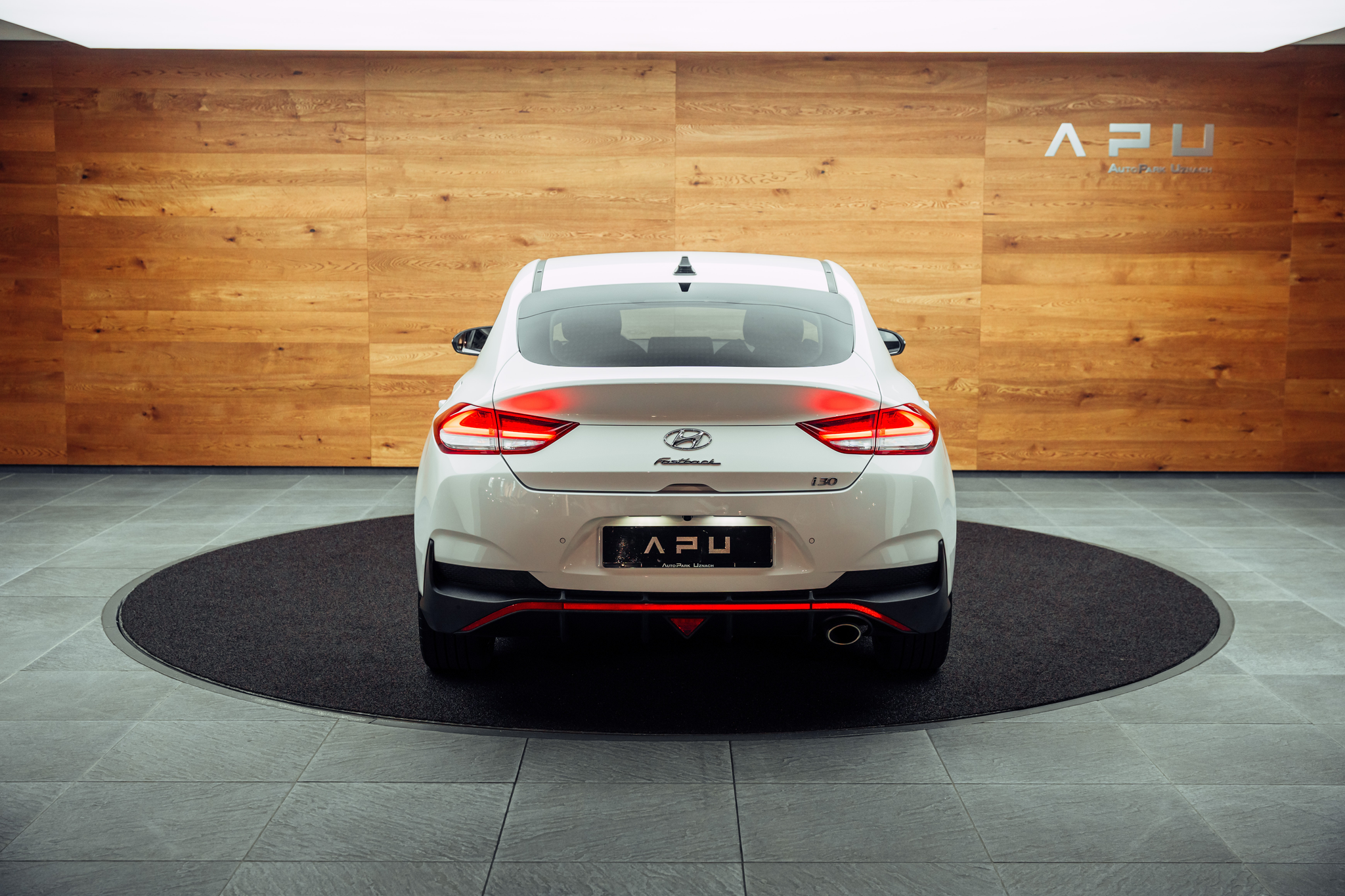 listing desktop thumbnail image 17