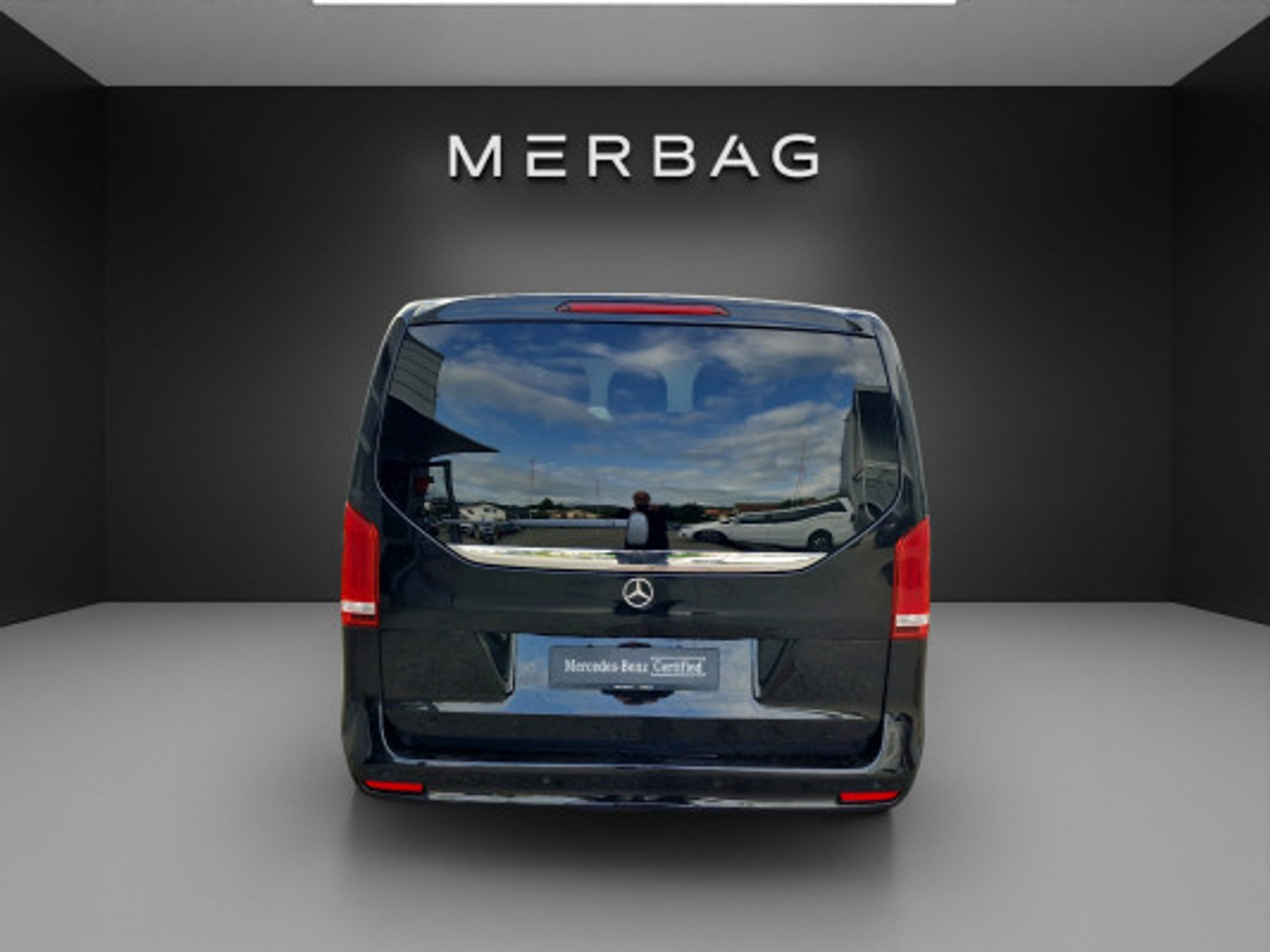 listing desktop thumbnail image 4