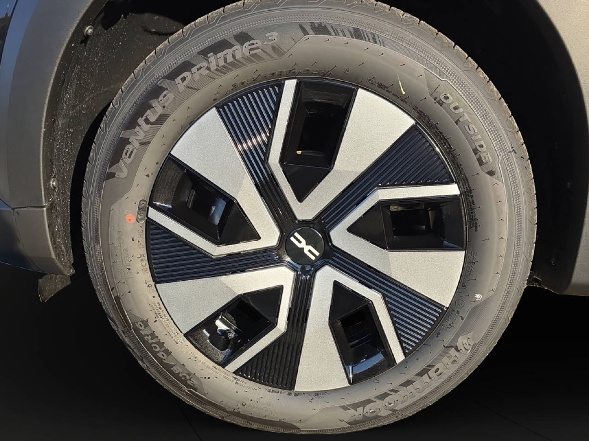 listing desktop thumbnail image 12