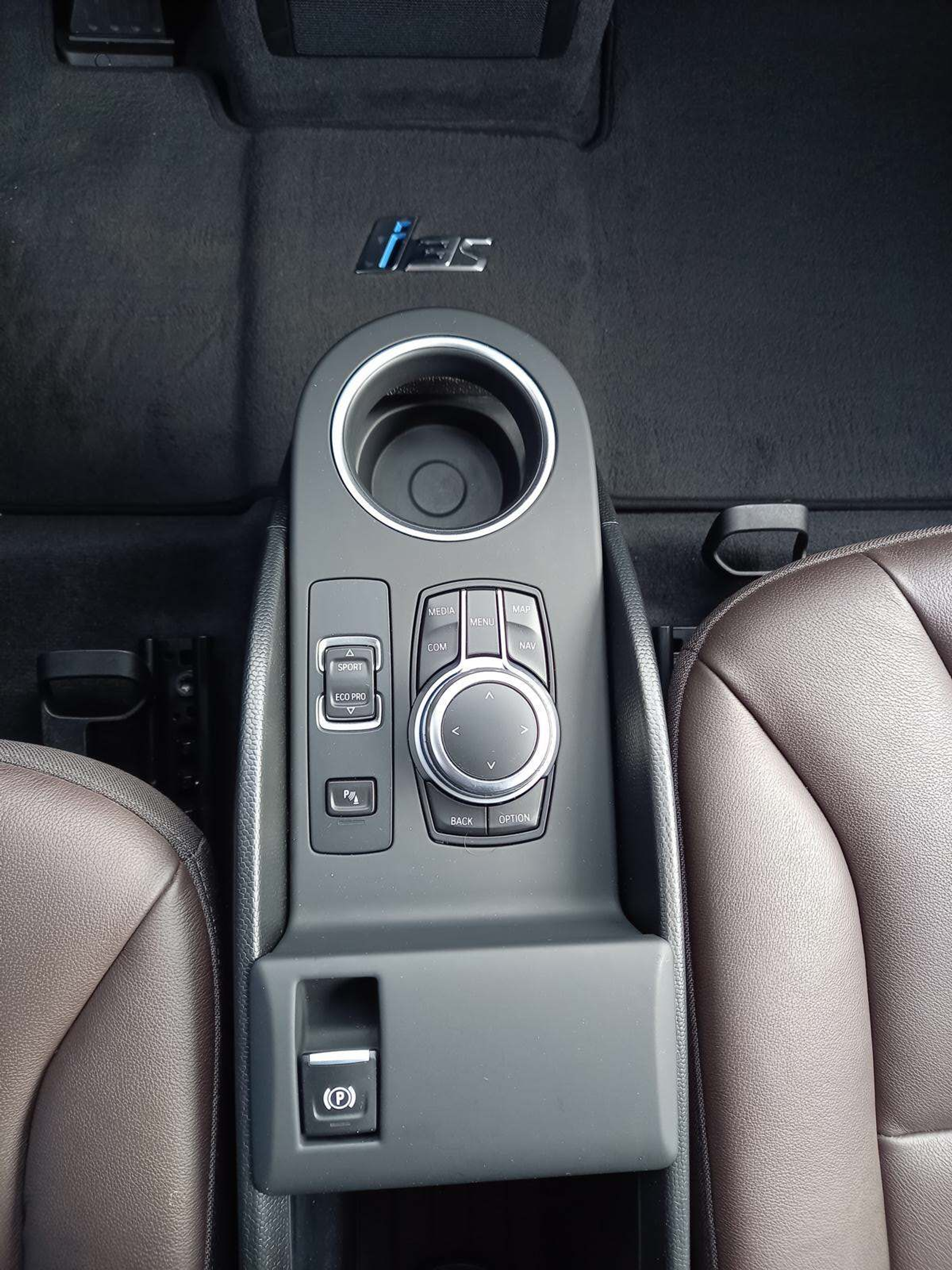 listing desktop thumbnail image 13