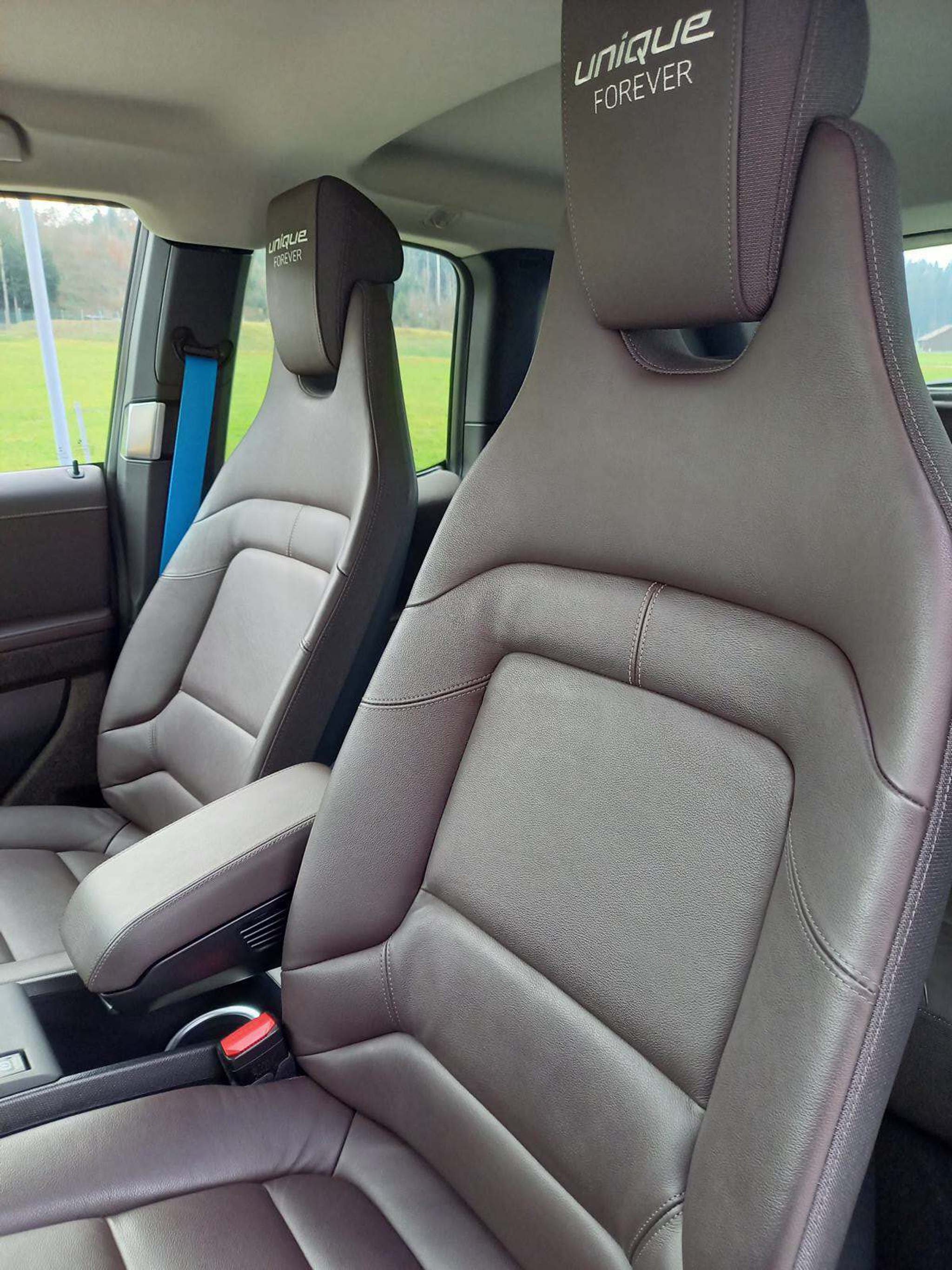 listing desktop thumbnail image 16