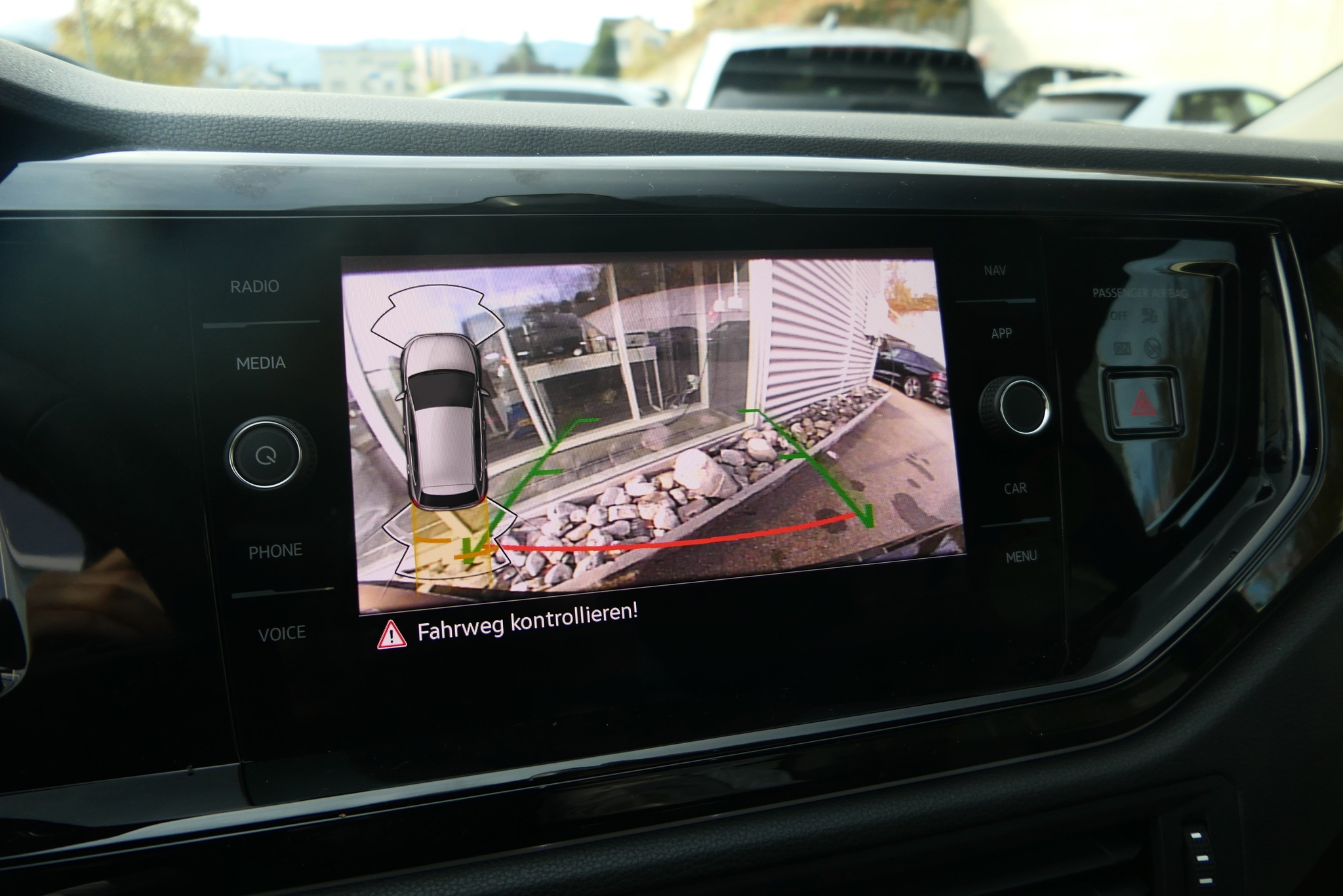 listing desktop thumbnail image 8