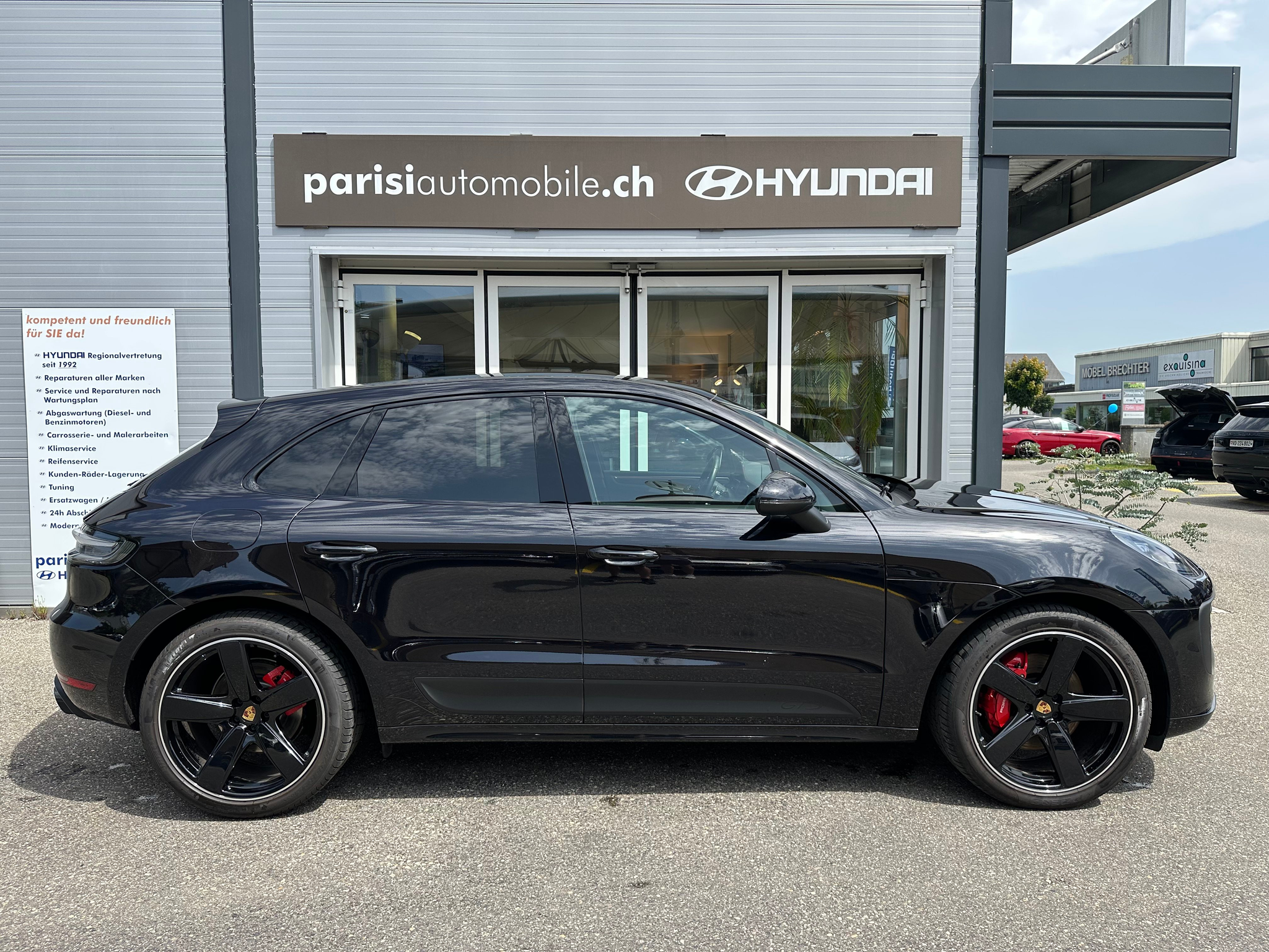 listing desktop thumbnail image 3