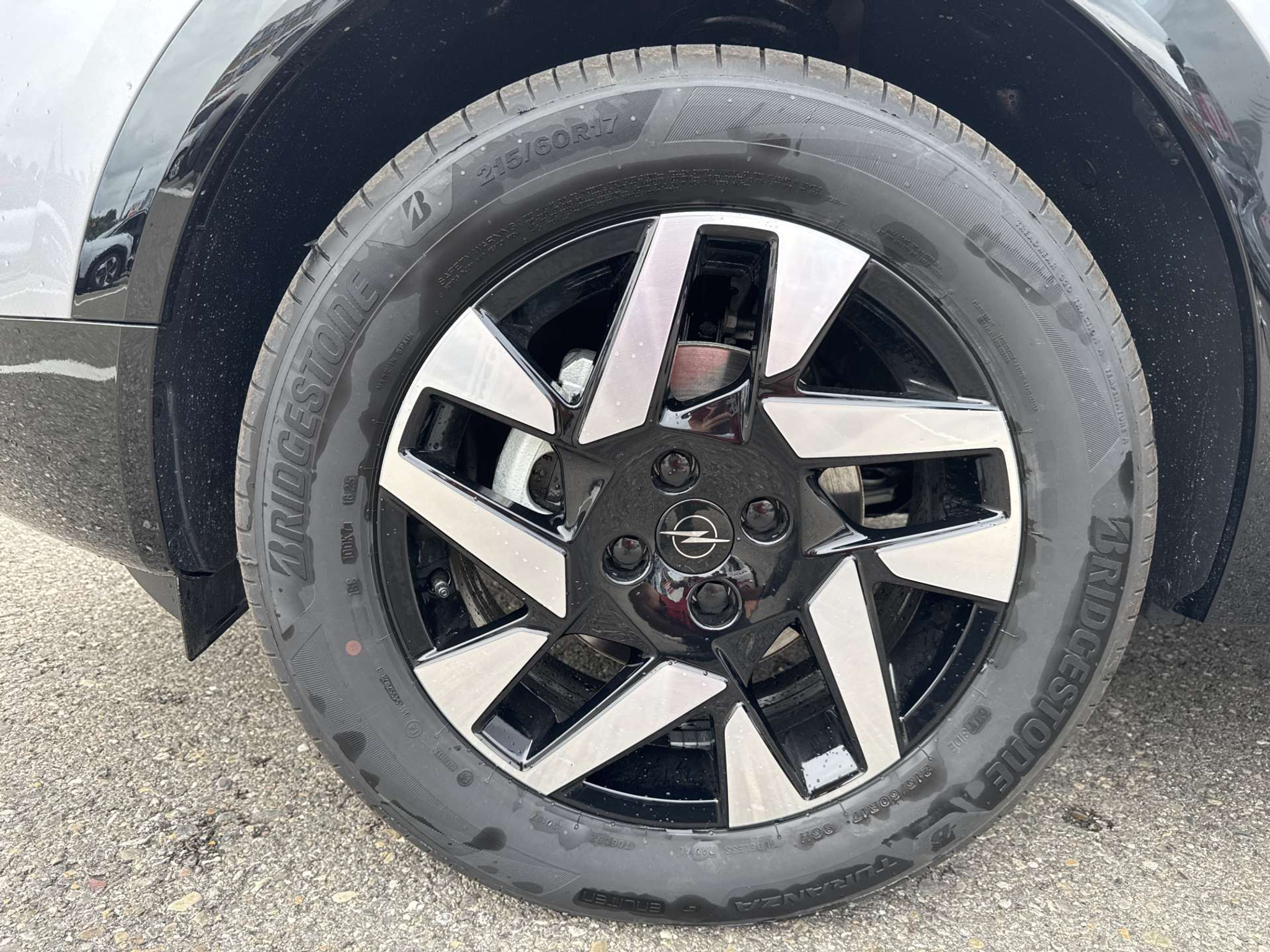 listing desktop thumbnail image 7