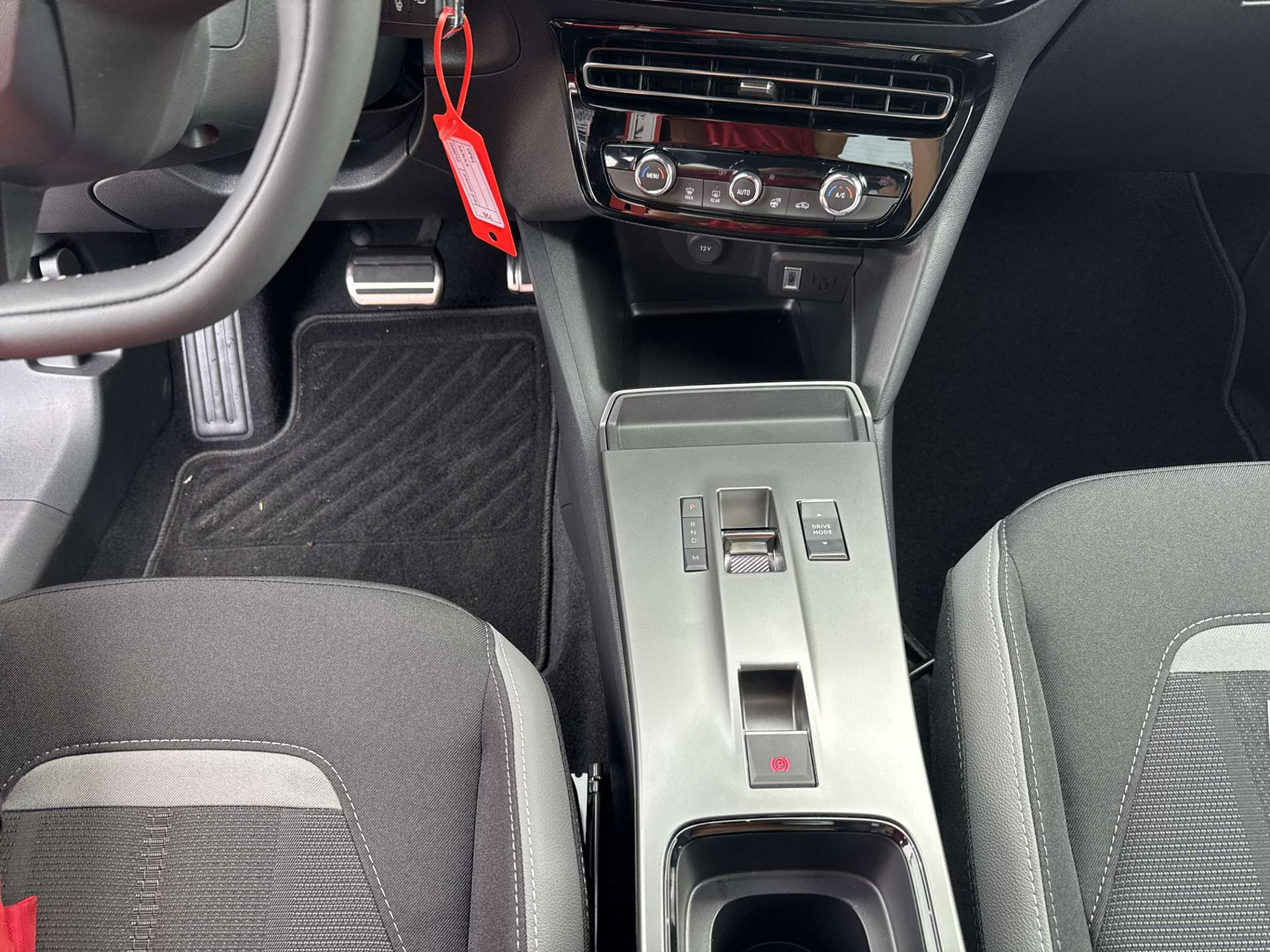 listing desktop thumbnail image 10