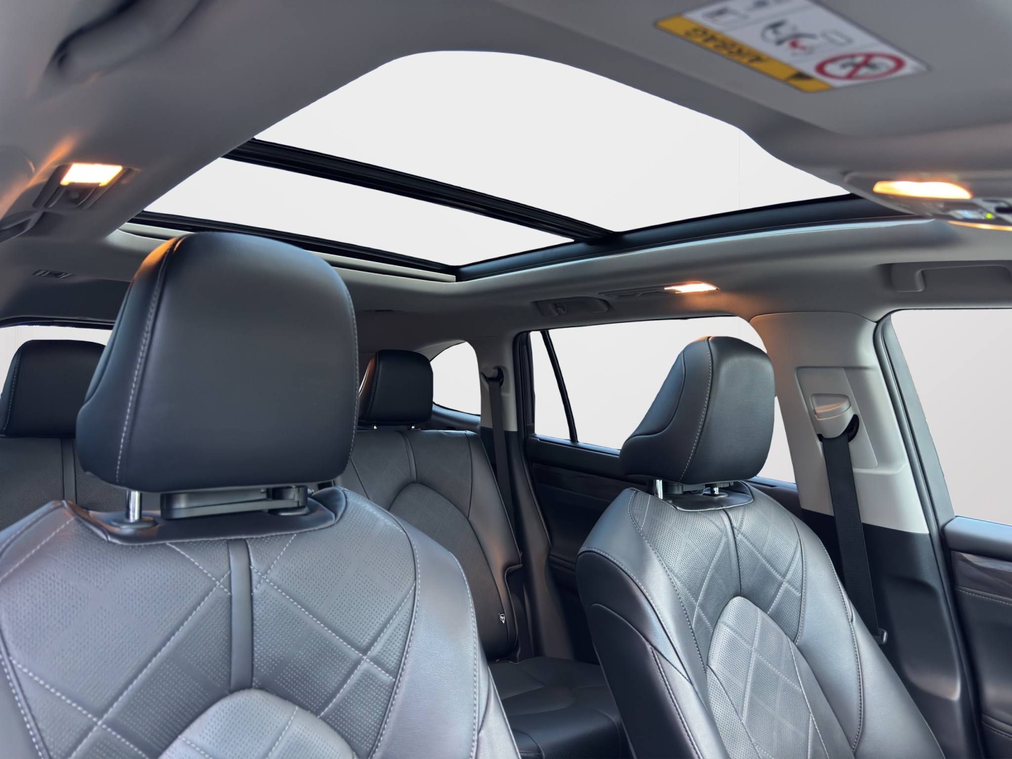 listing desktop thumbnail image 14