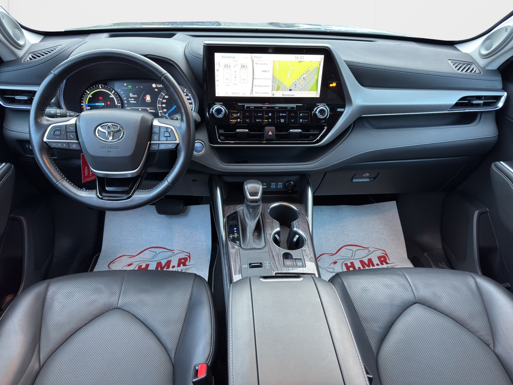 listing desktop thumbnail image 9