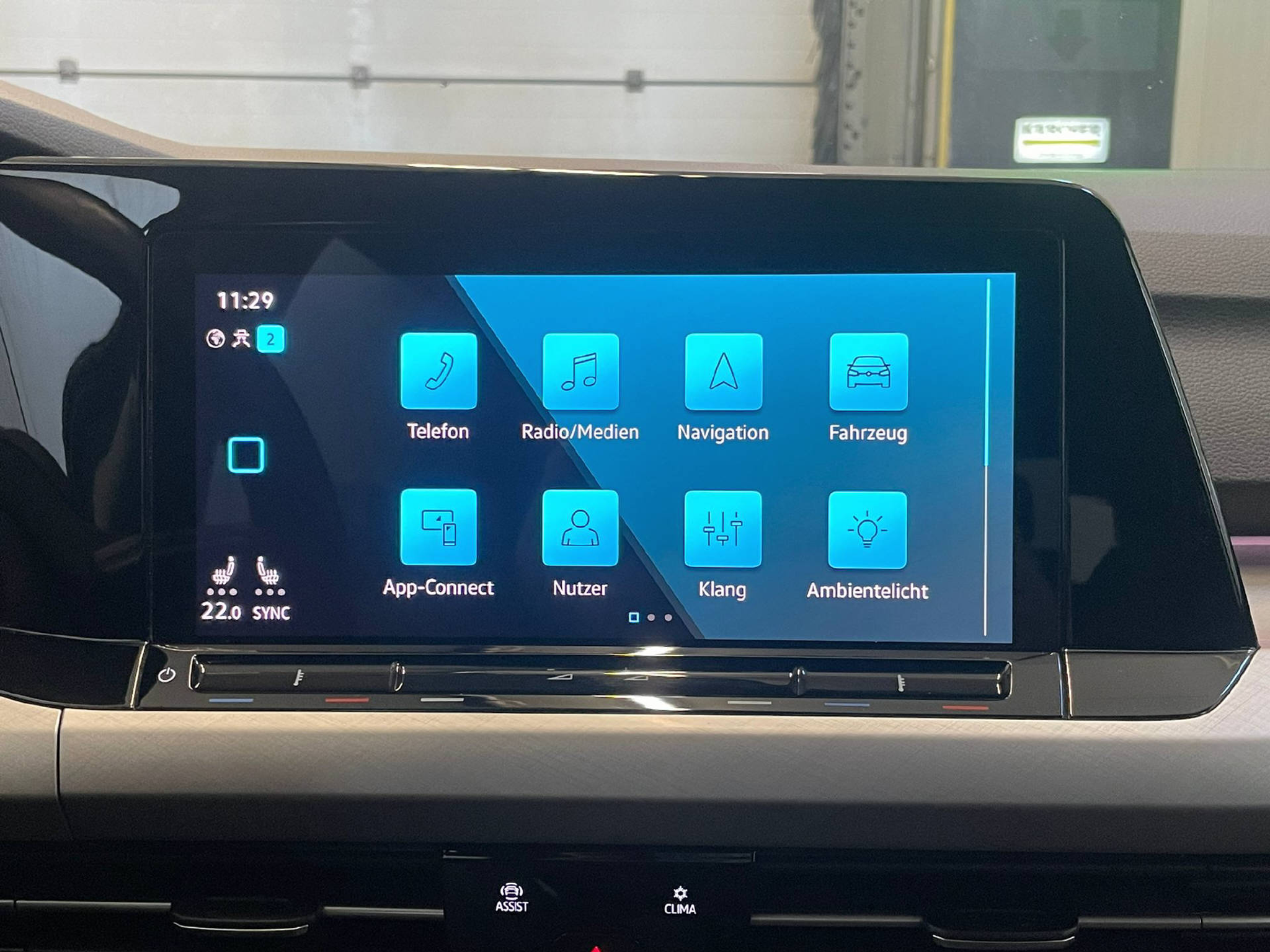 listing desktop thumbnail image 14