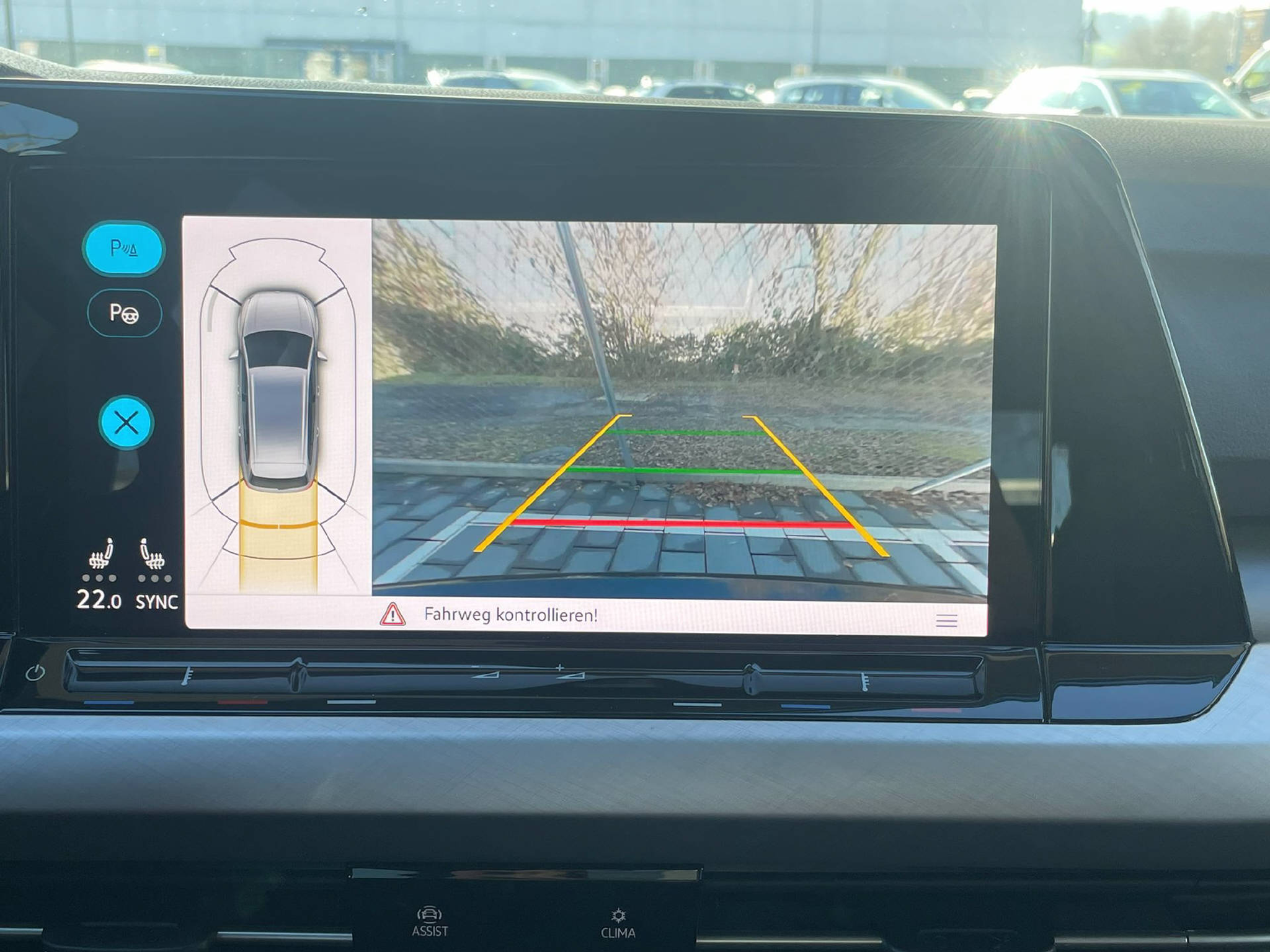 listing desktop thumbnail image 12