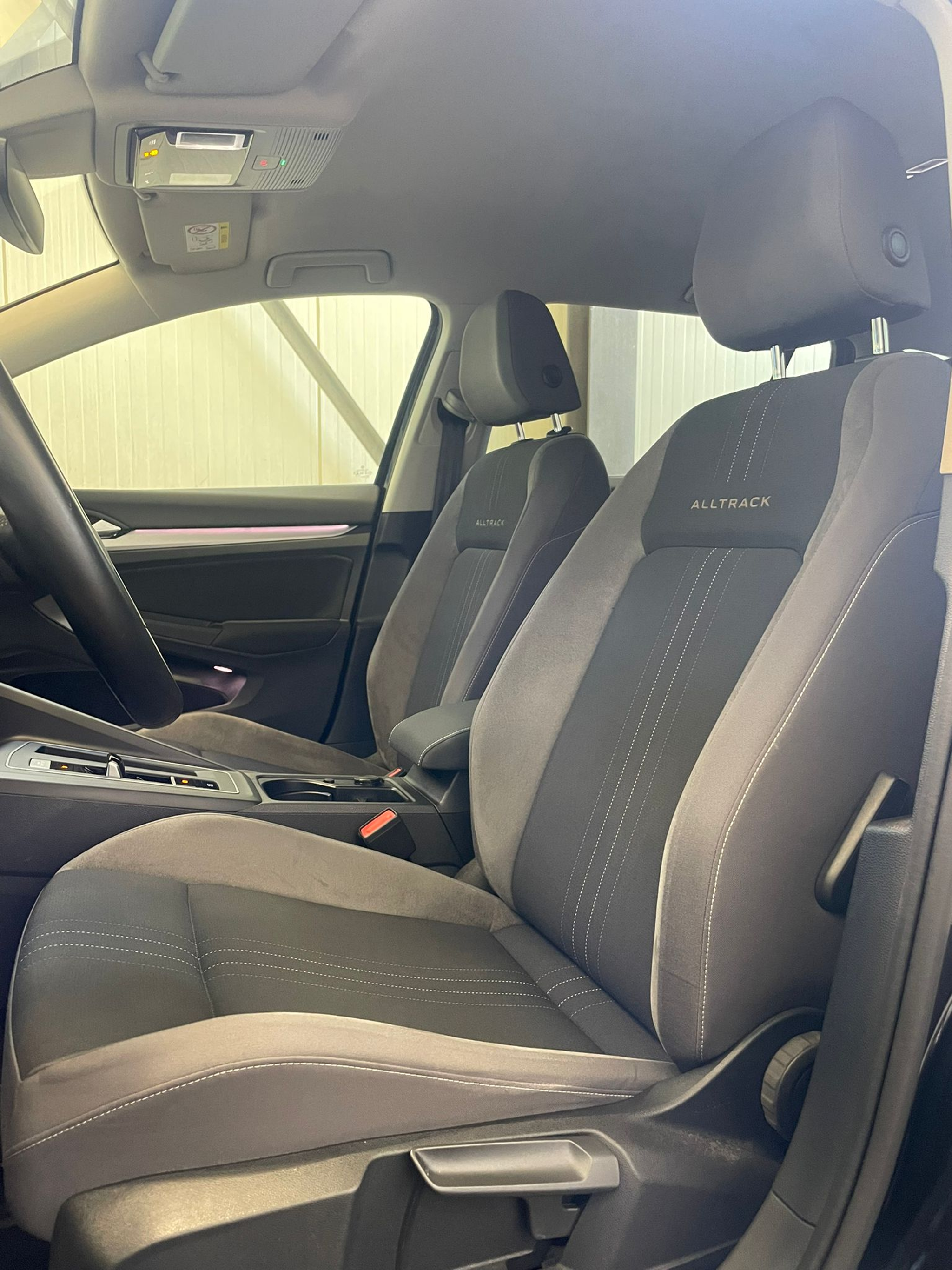 listing desktop thumbnail image 5