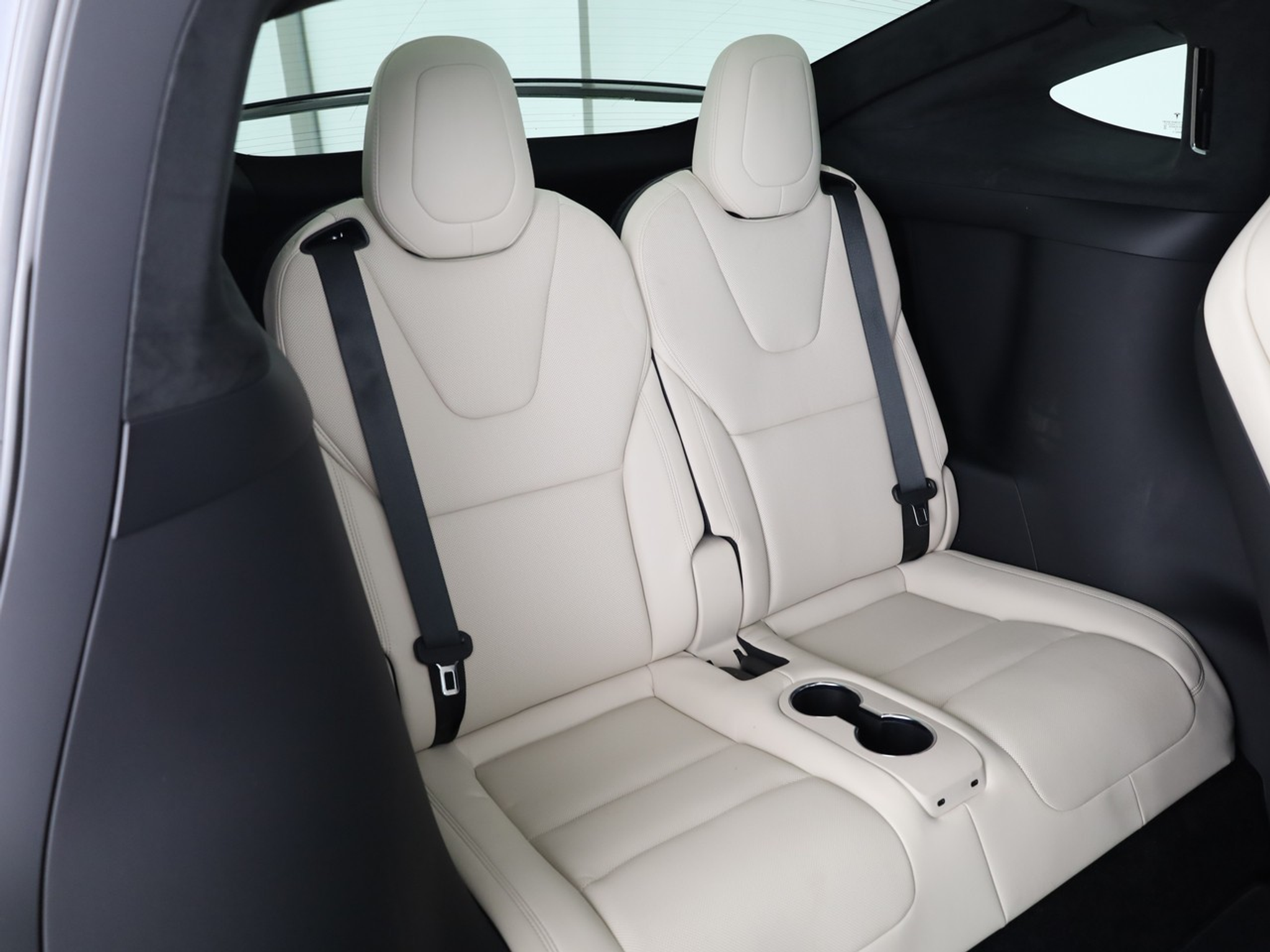 listing desktop thumbnail image 9