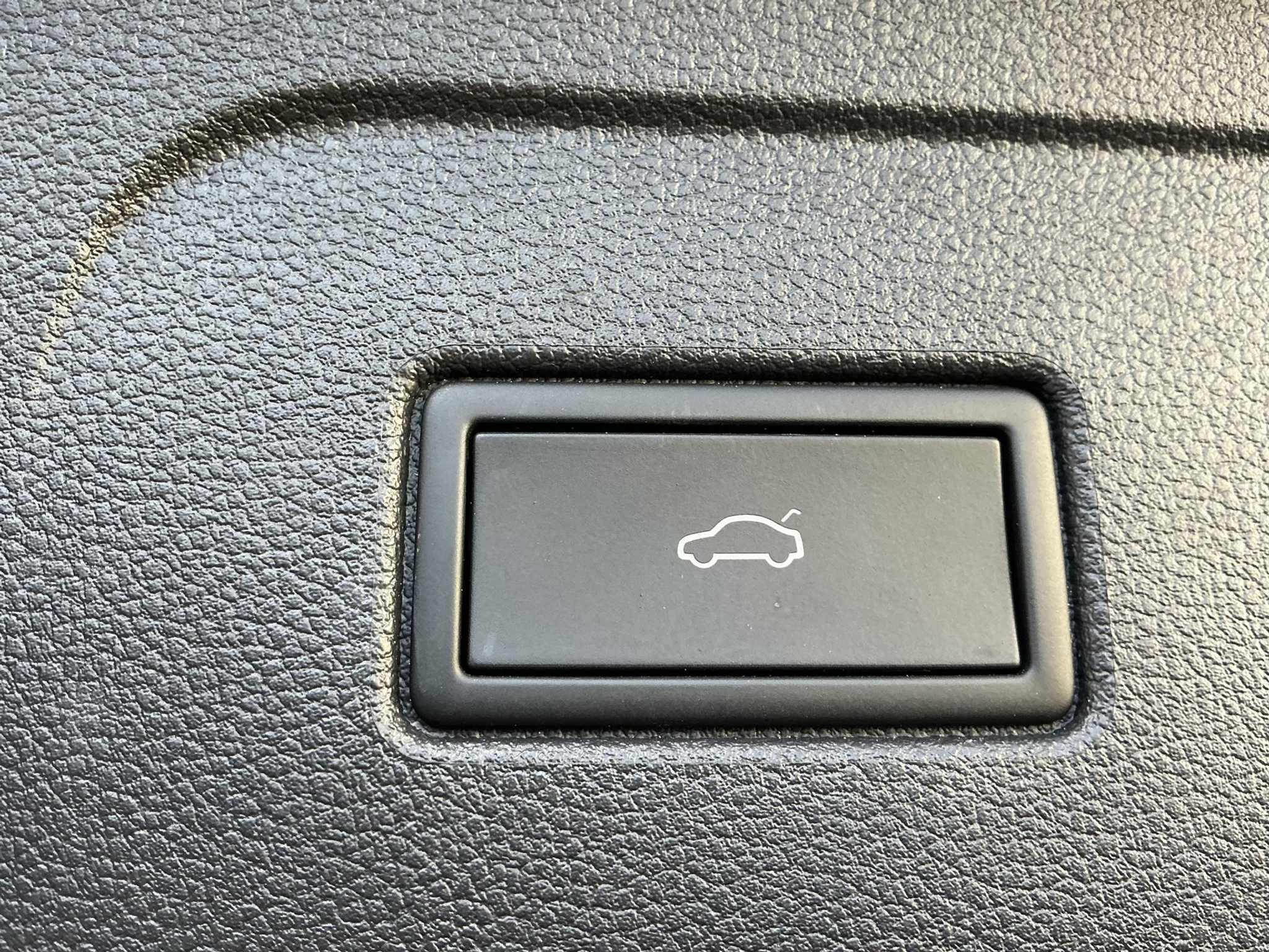 listing desktop thumbnail image 23