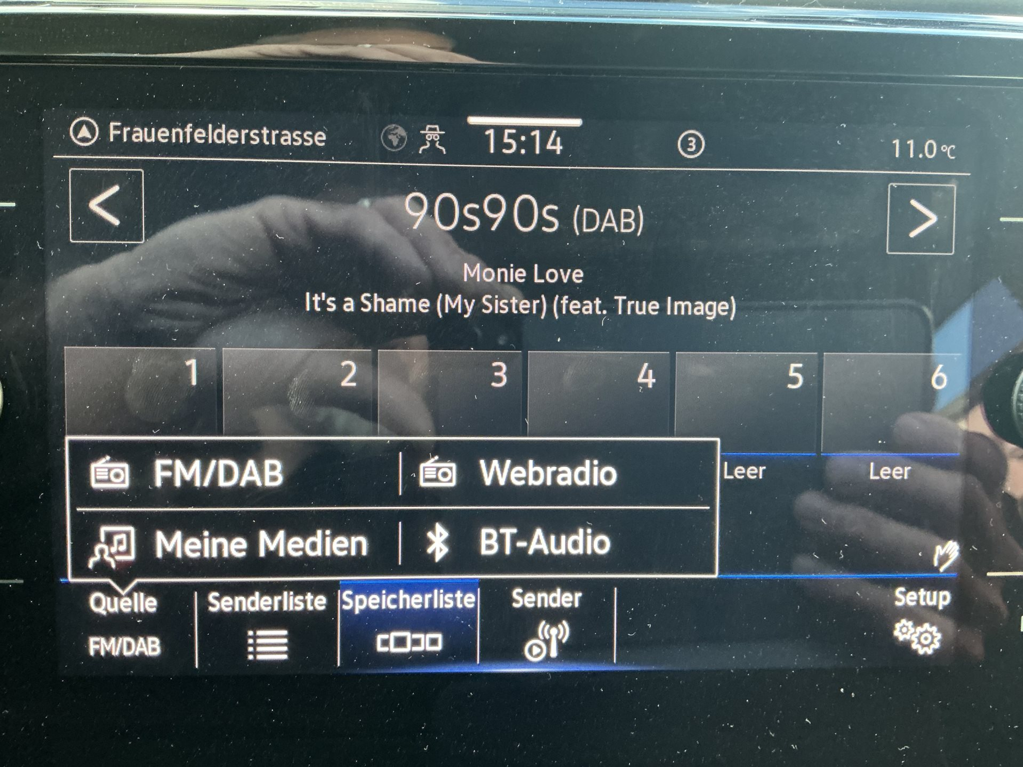 listing desktop thumbnail image 17