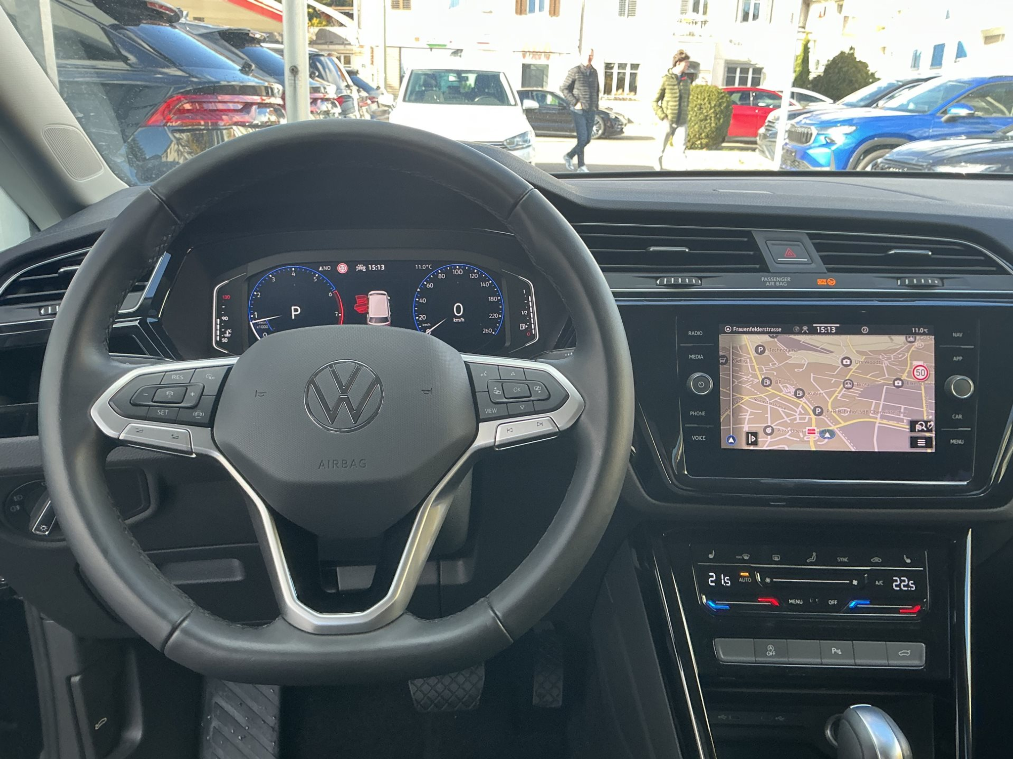 listing desktop thumbnail image 8