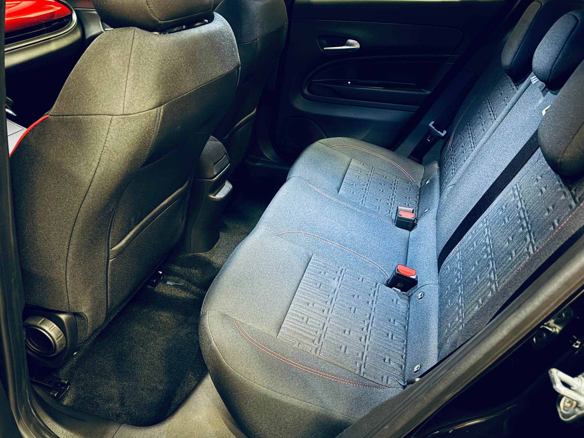 listing desktop thumbnail image 13