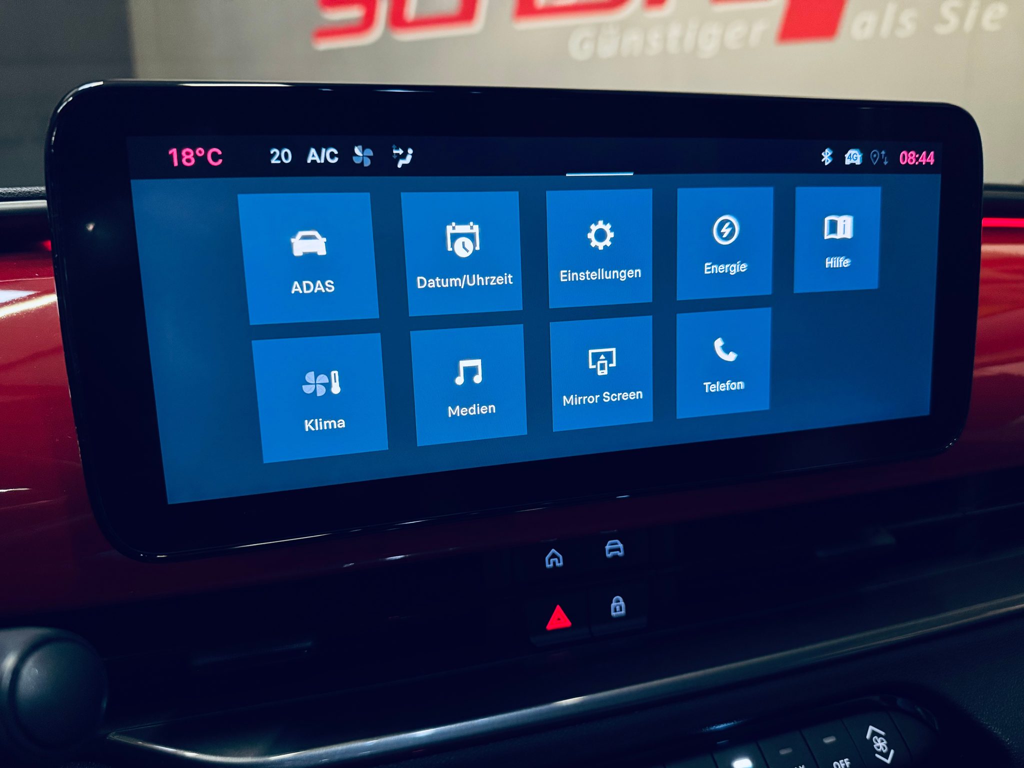 listing desktop thumbnail image 26