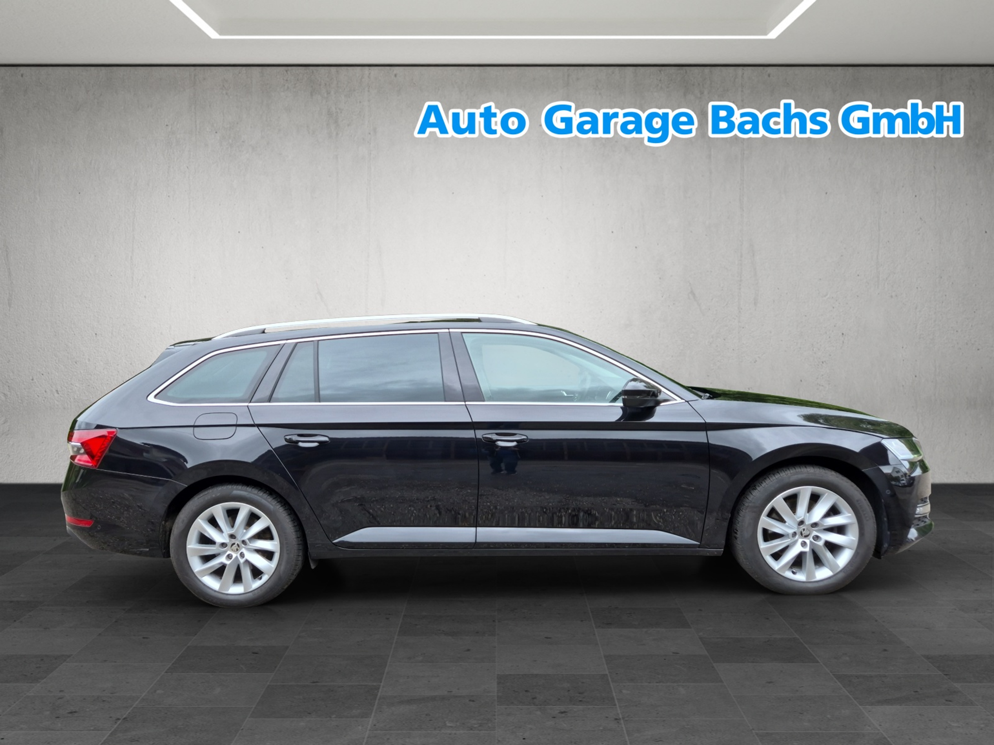 listing desktop thumbnail image 2