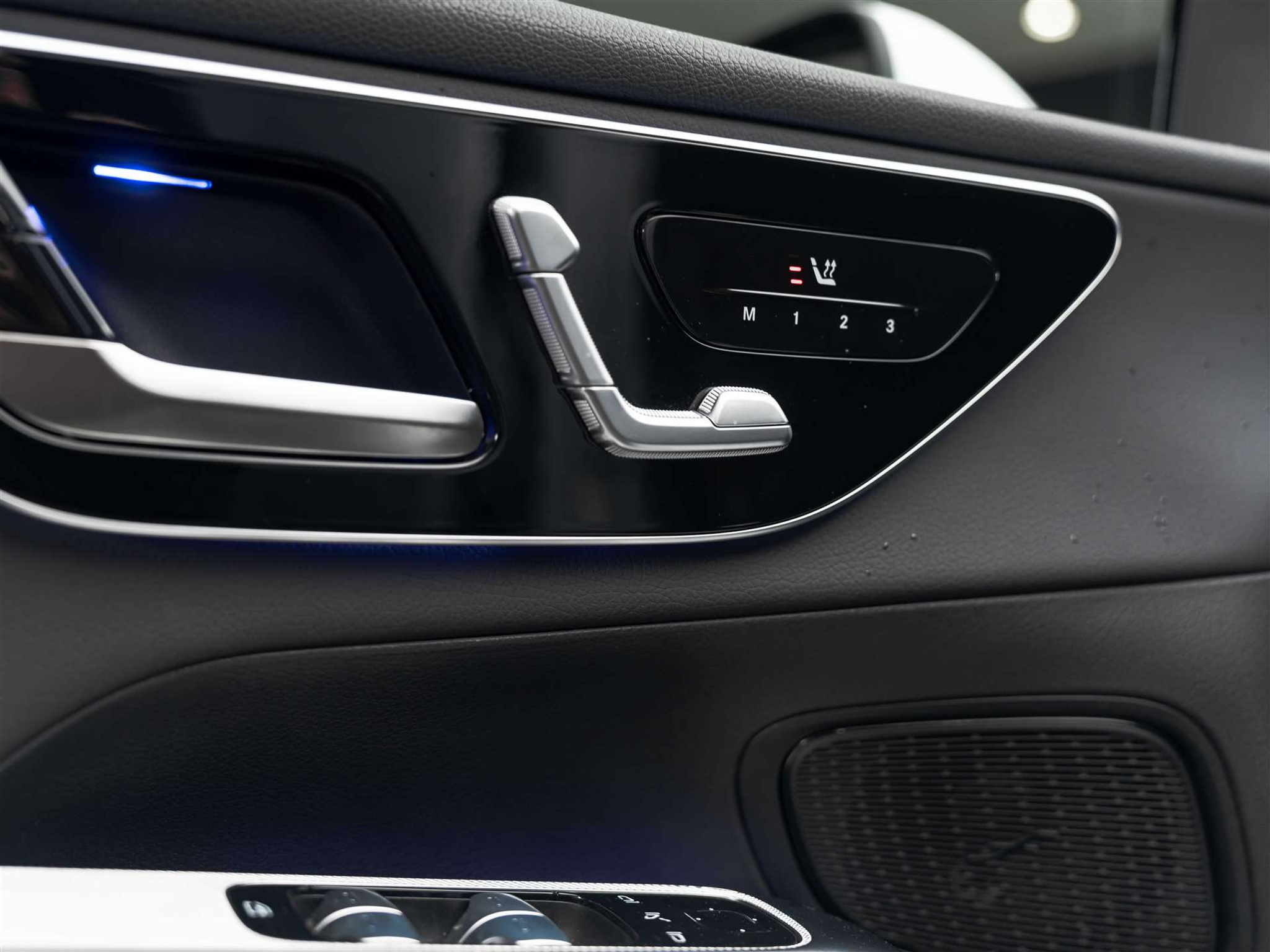 listing desktop thumbnail image 19