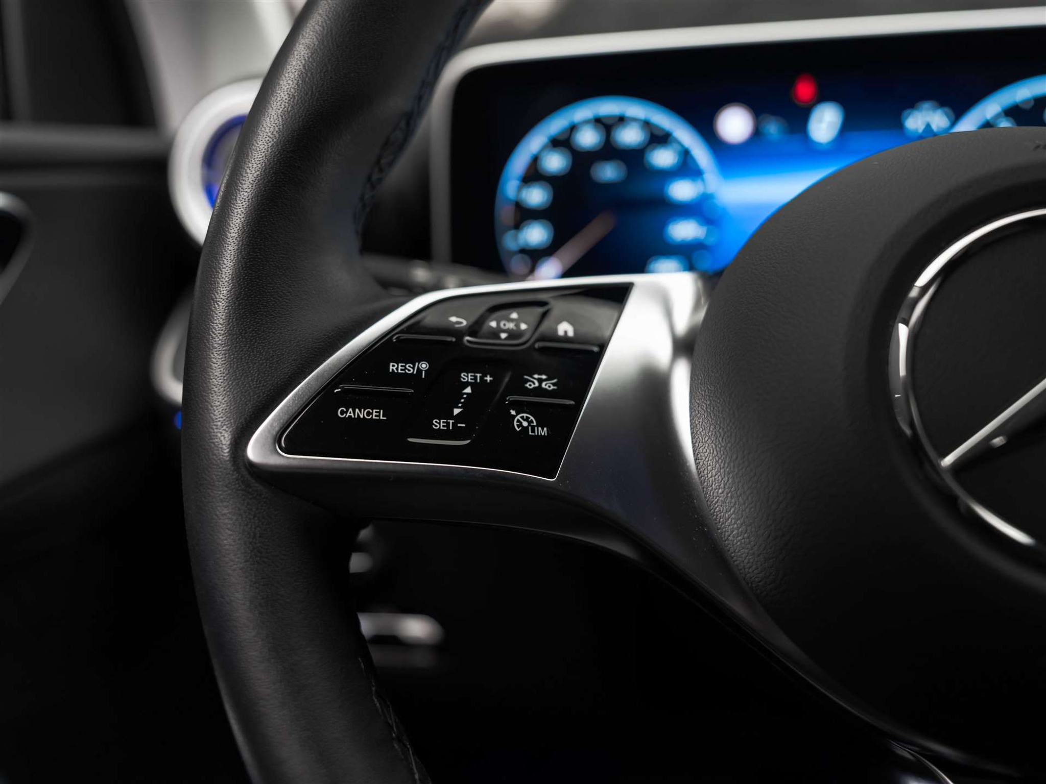 listing desktop thumbnail image 23