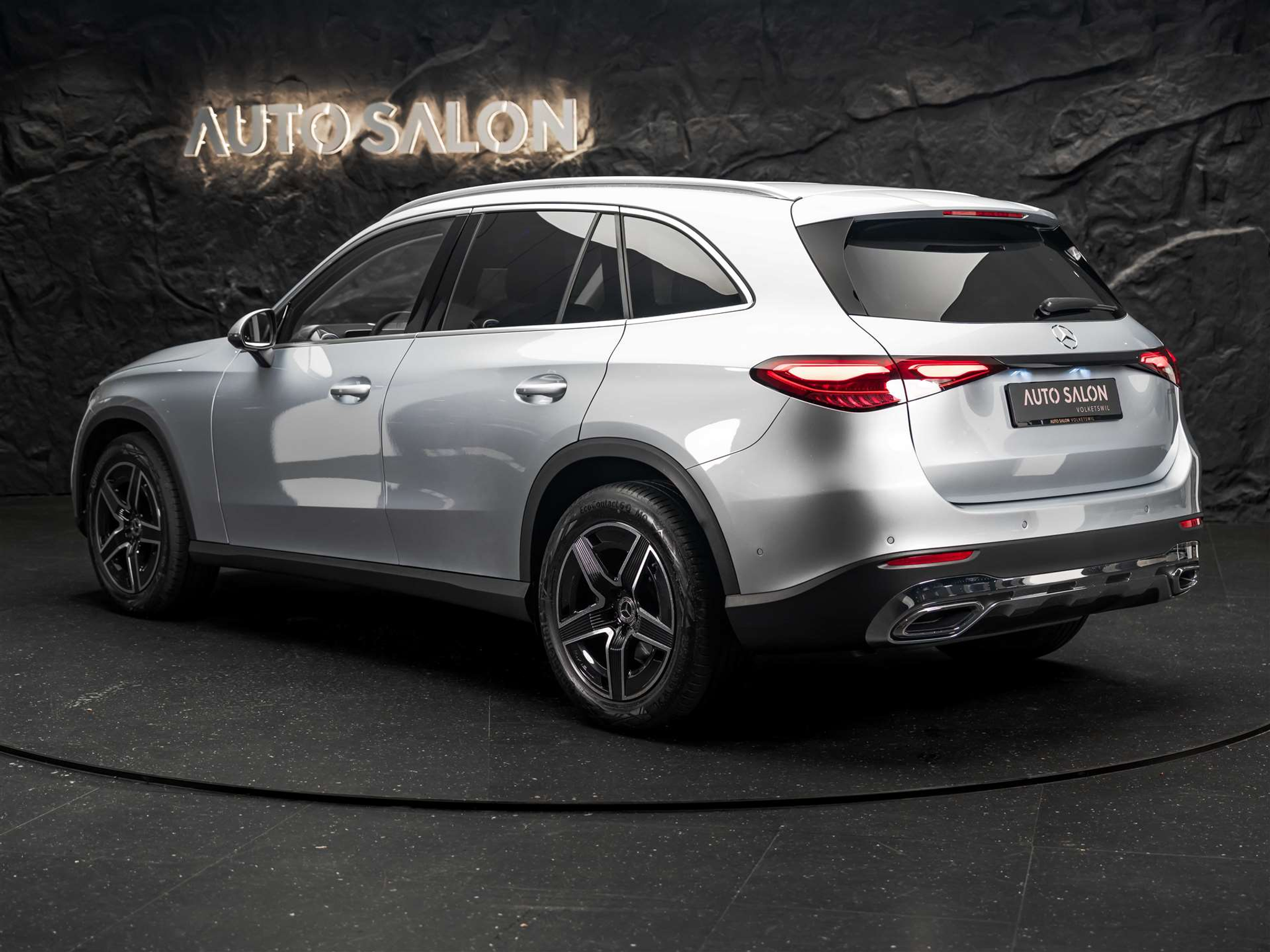 listing desktop thumbnail image 2