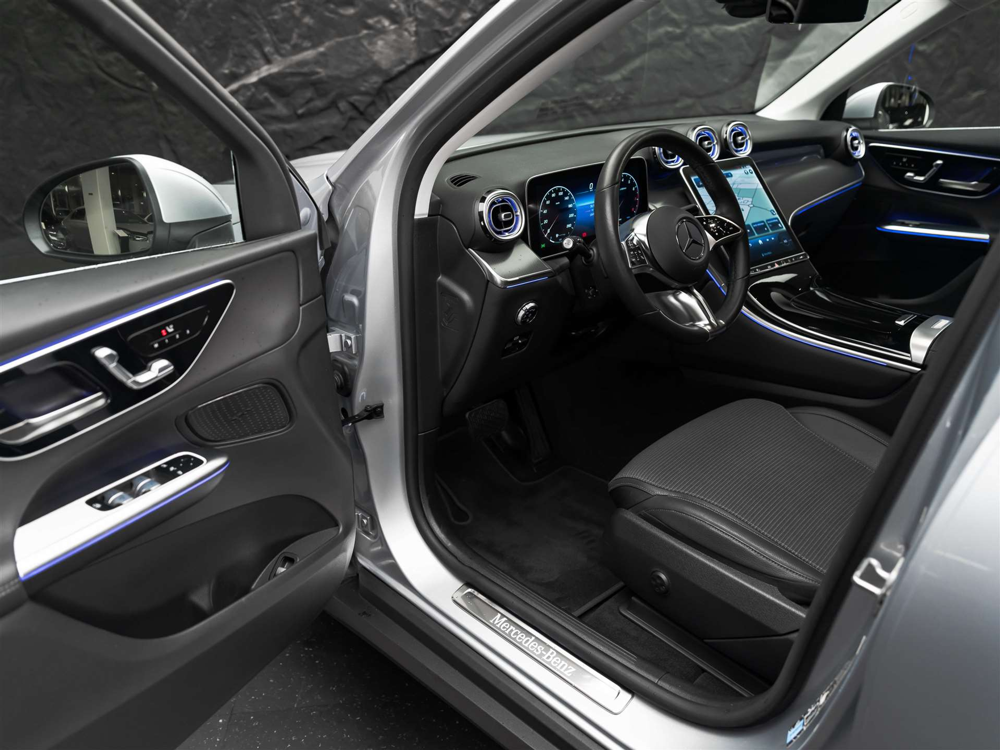 listing desktop thumbnail image 7