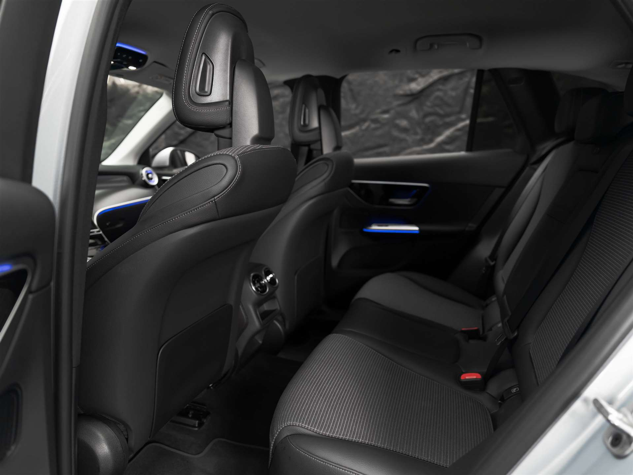 listing desktop thumbnail image 10