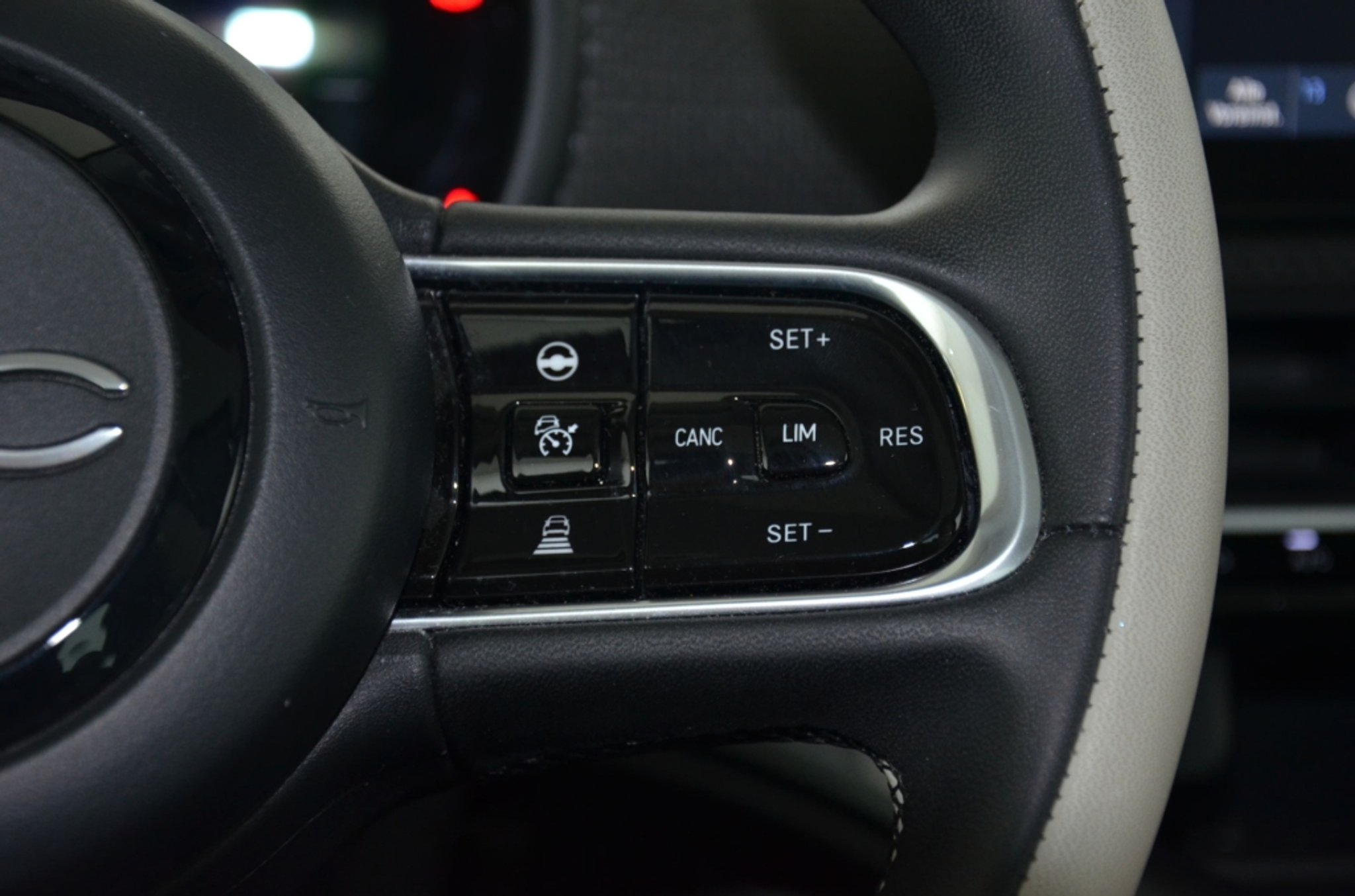 listing desktop thumbnail image 19