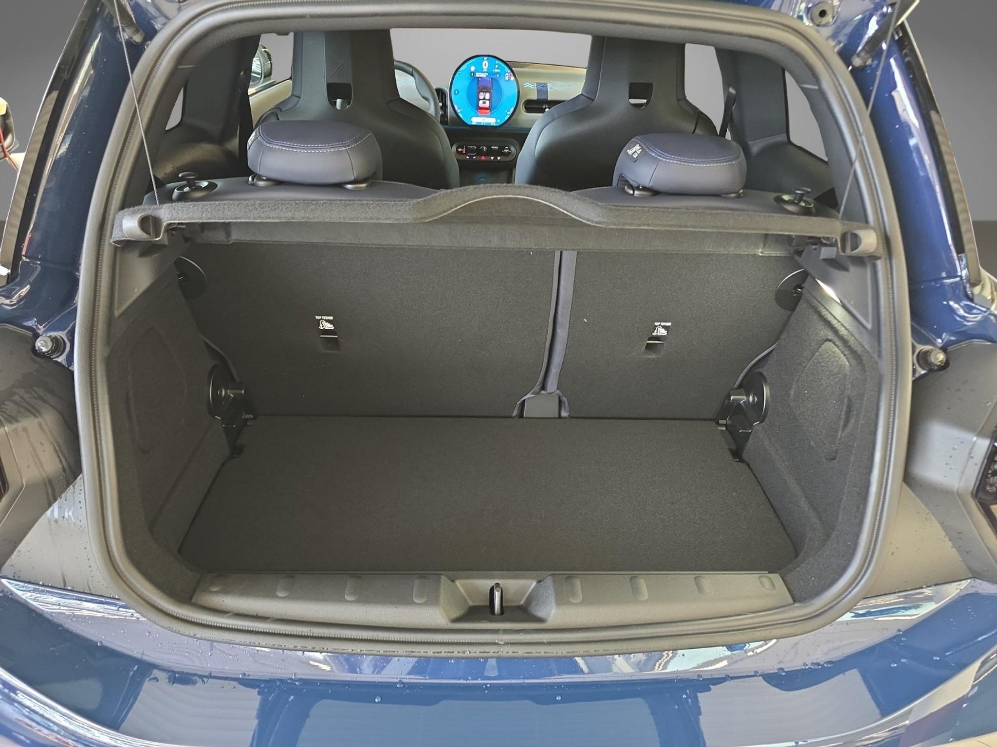 listing desktop thumbnail image 17