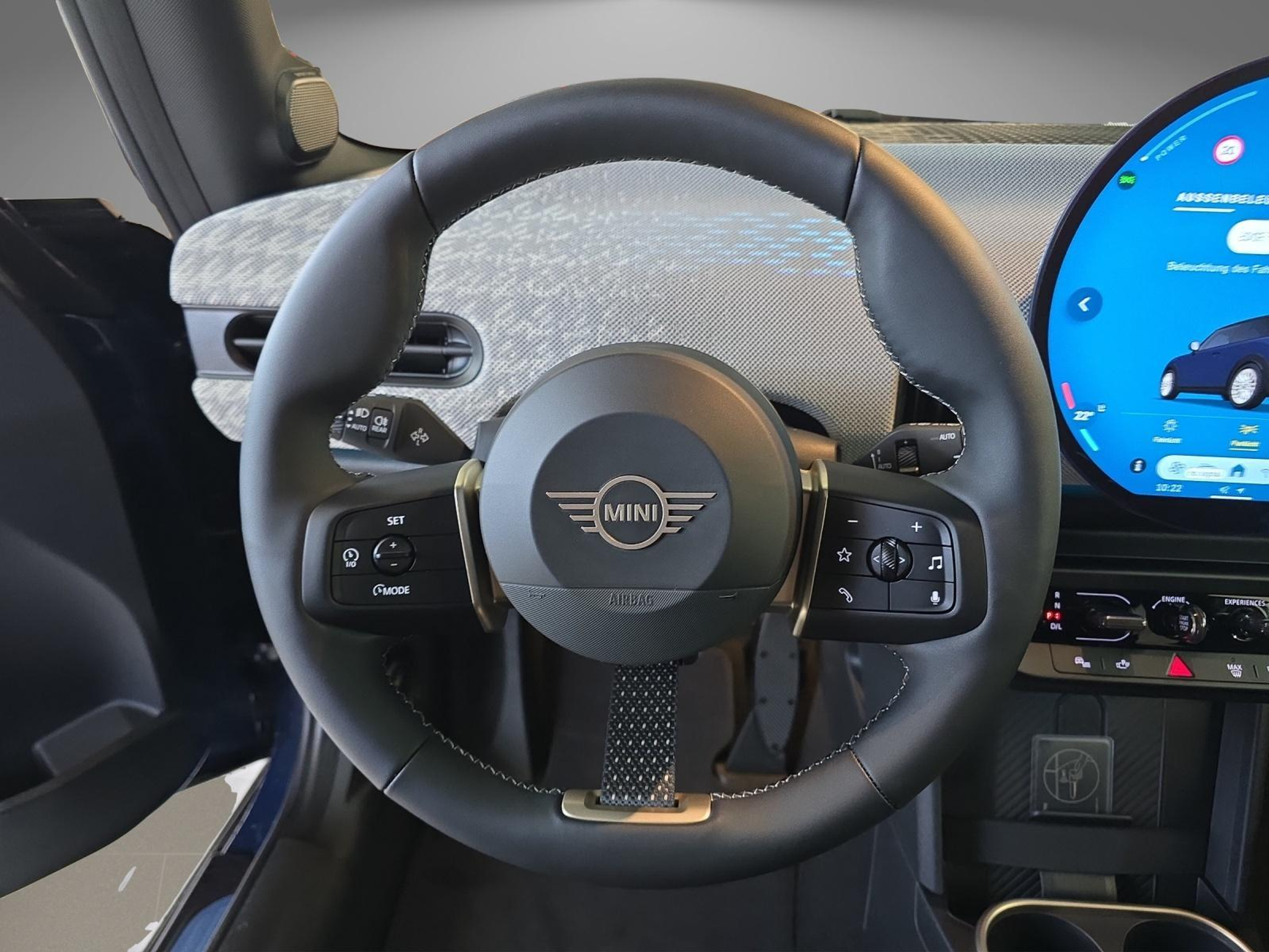 listing desktop thumbnail image 11