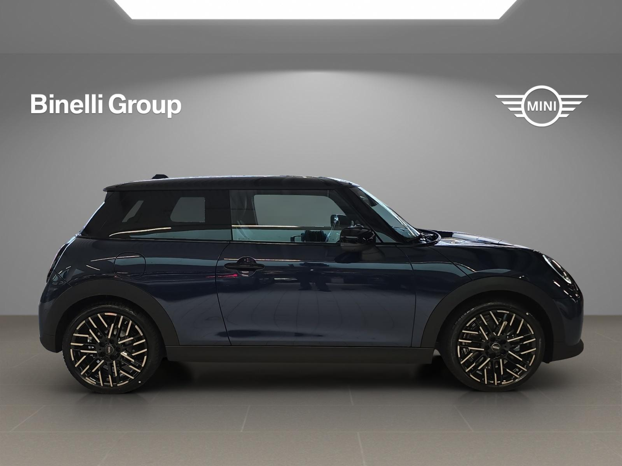 listing desktop thumbnail image 3