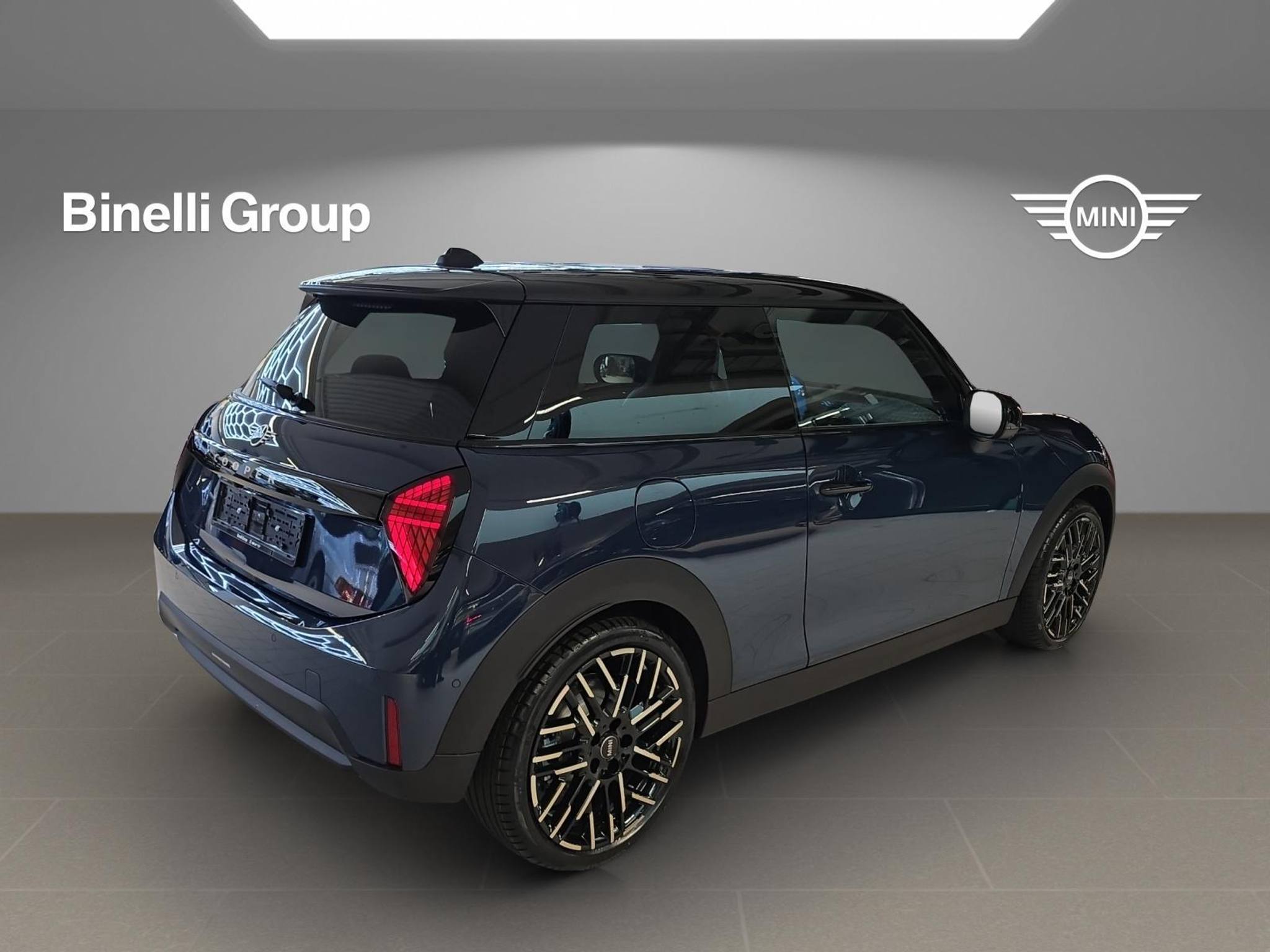 listing desktop thumbnail image 4