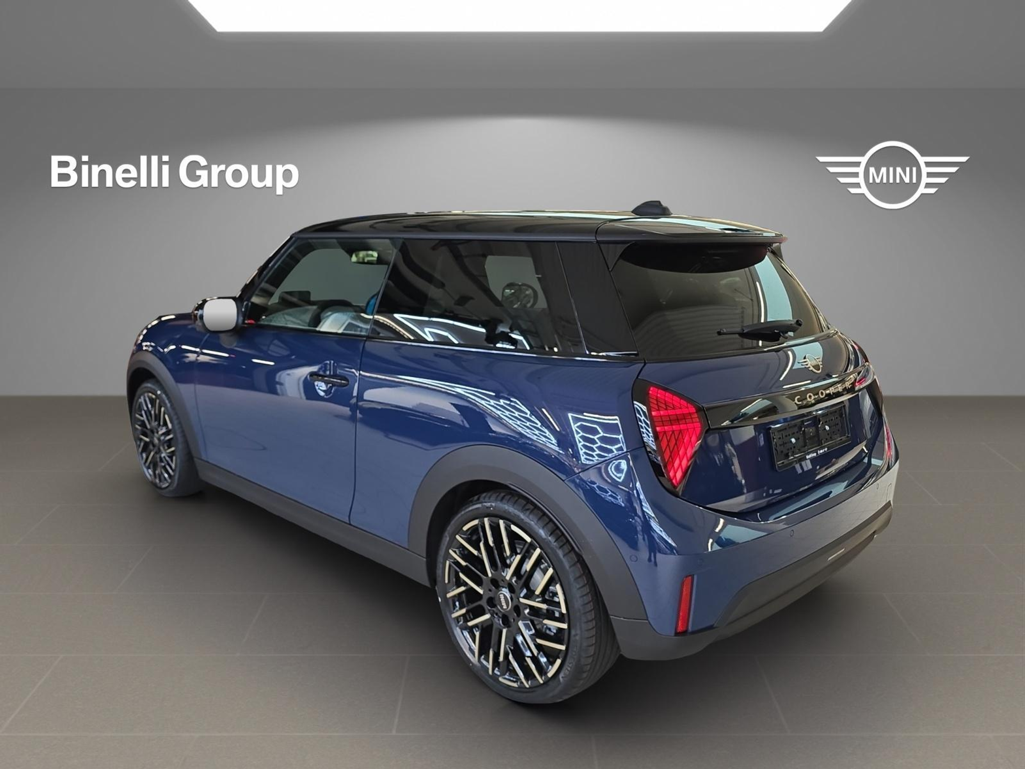 listing desktop thumbnail image 6