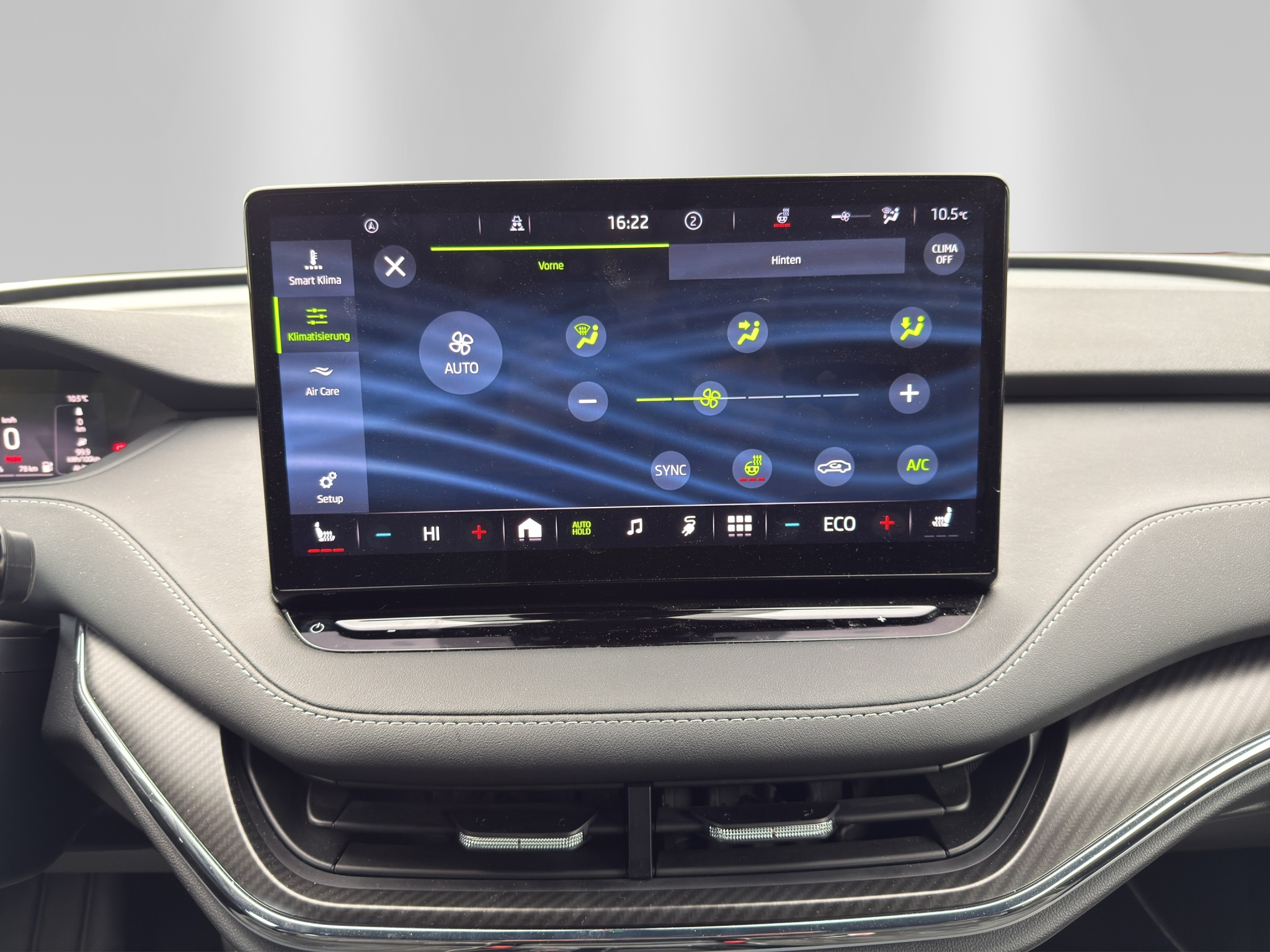 listing desktop thumbnail image 11