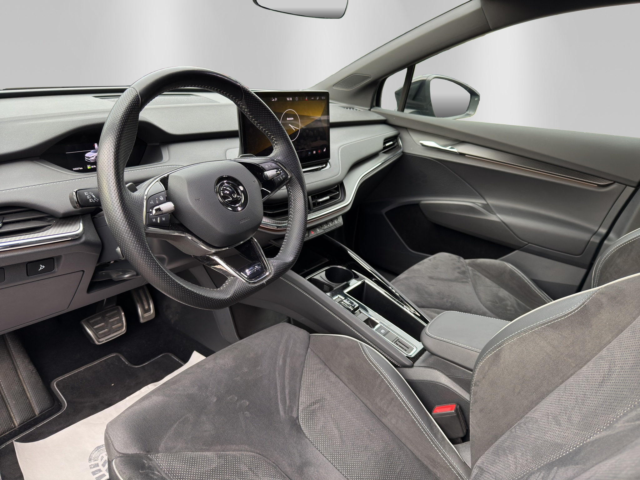 listing desktop thumbnail image 7