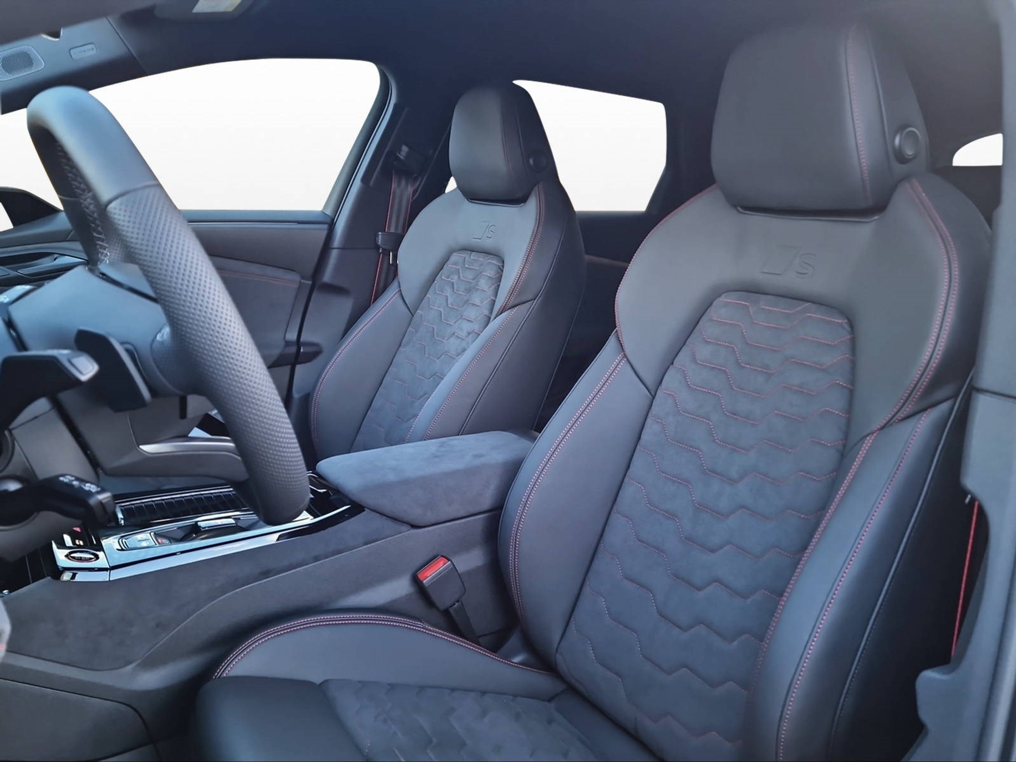 listing desktop thumbnail image 7