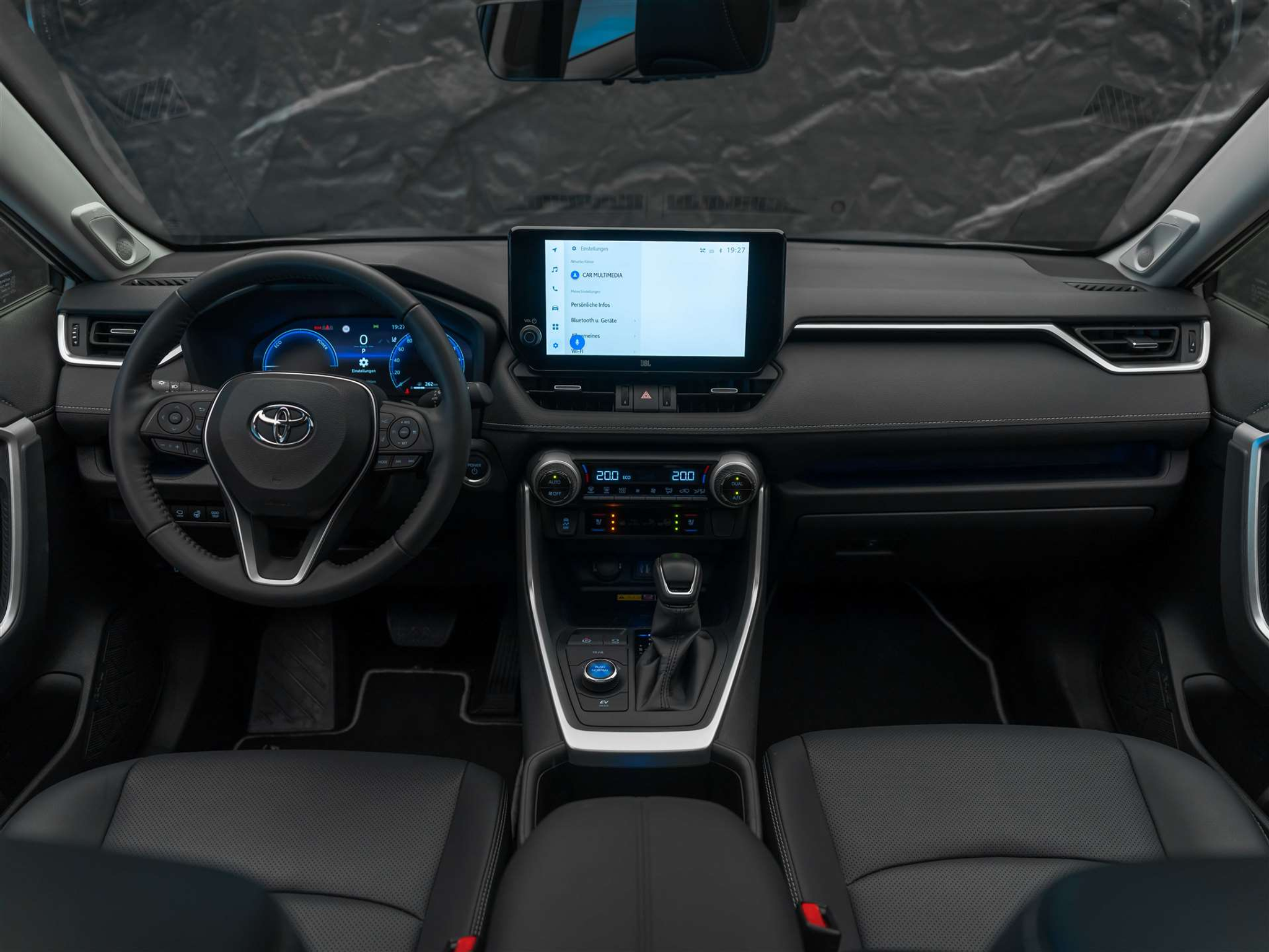 listing desktop thumbnail image 15