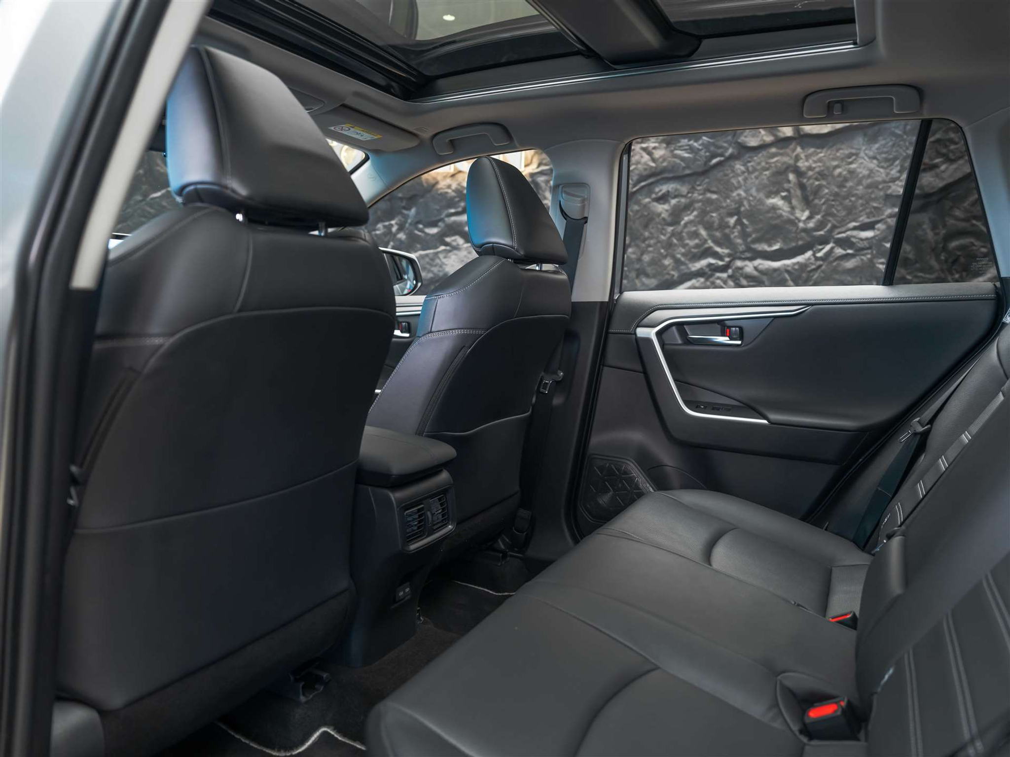 listing desktop thumbnail image 11