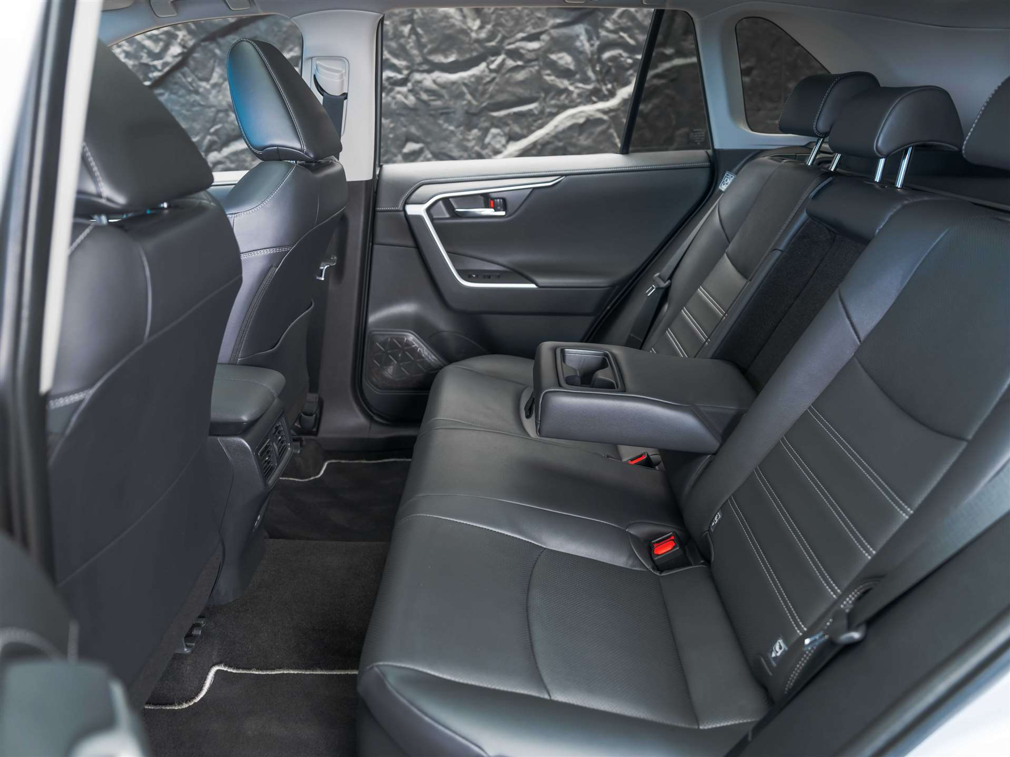 listing desktop thumbnail image 13