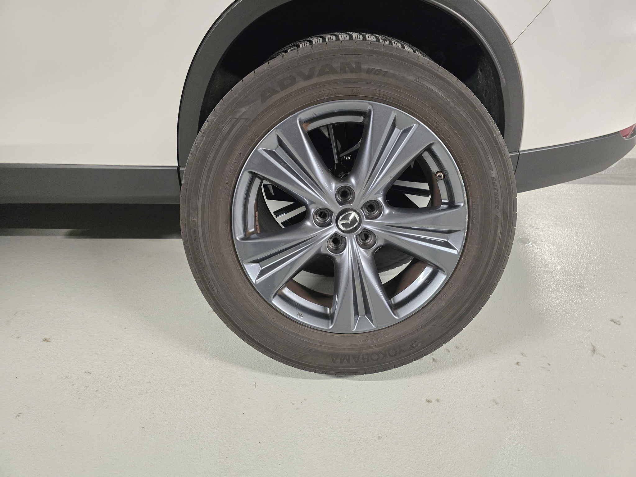 listing desktop thumbnail image 23