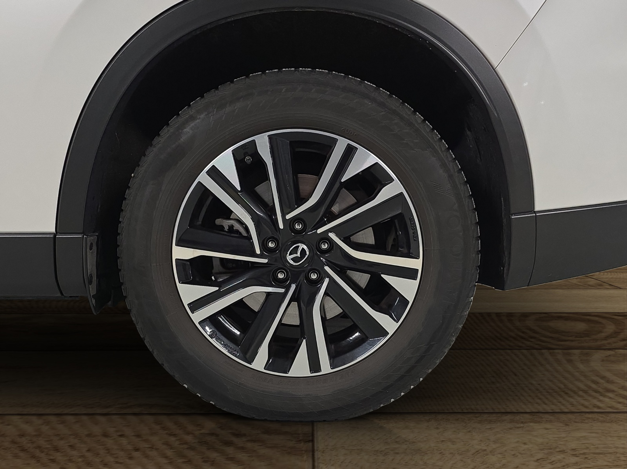 listing desktop thumbnail image 22